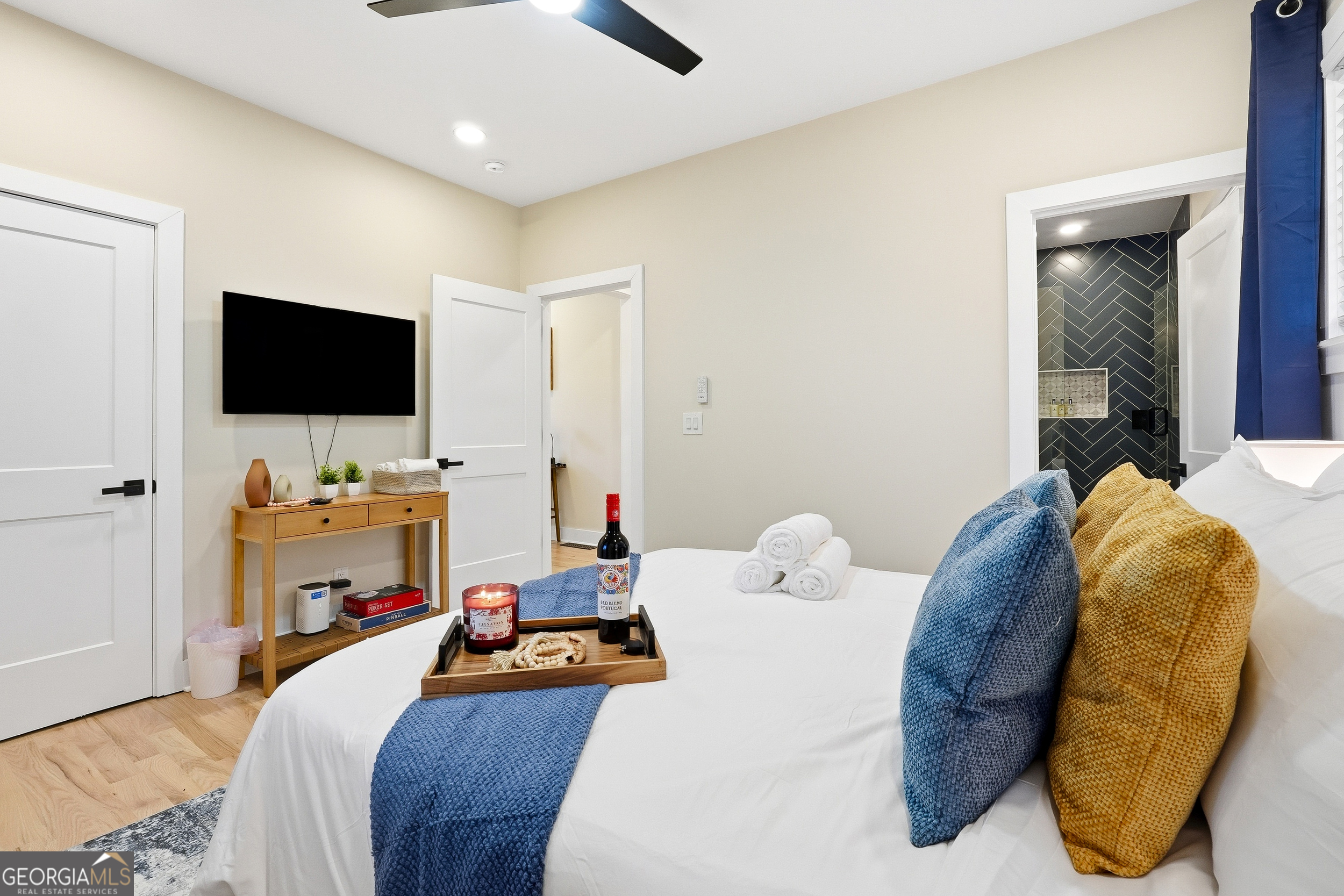 991 Joseph E Boone Boulevard NW