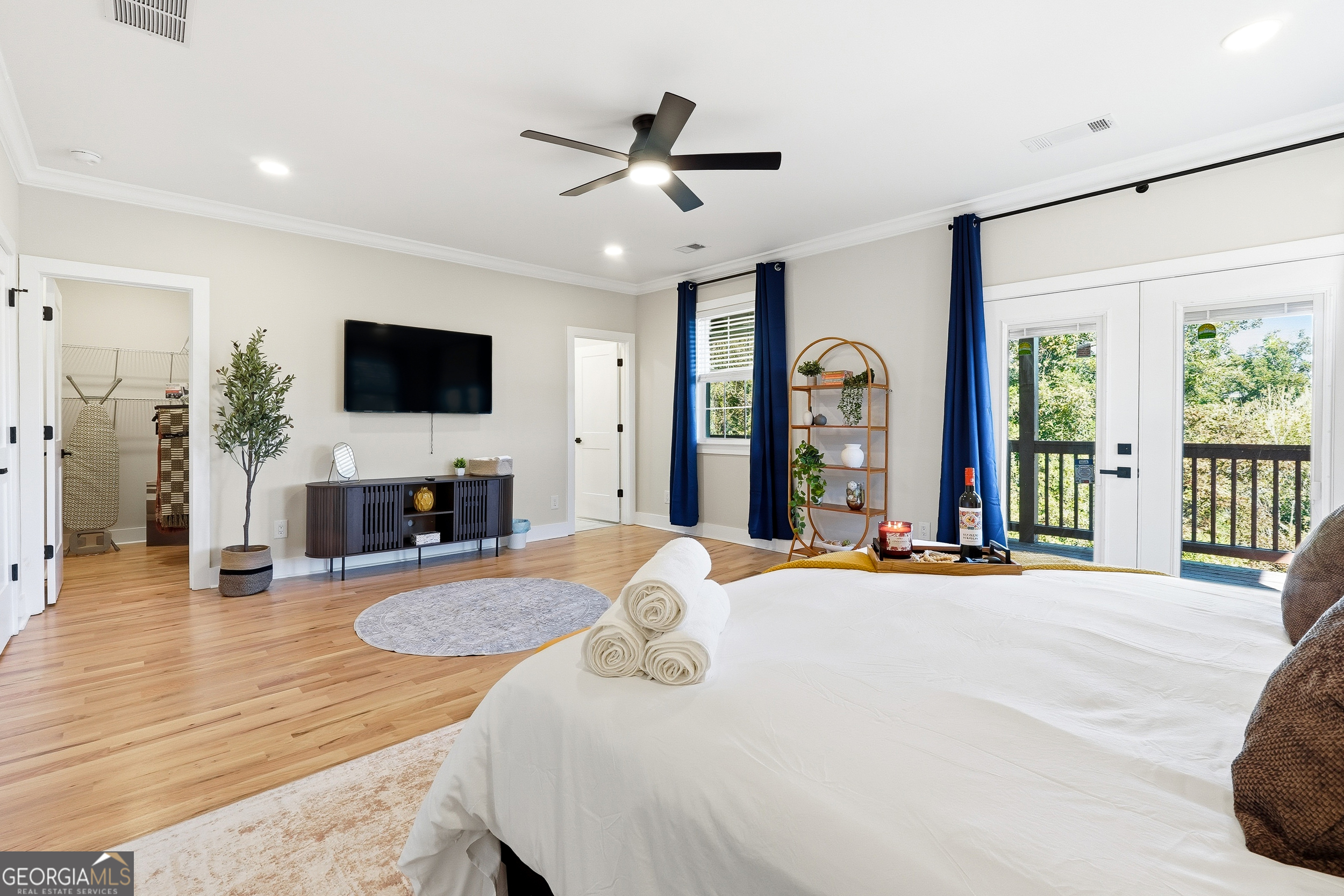 991 Joseph E Boone Boulevard NW