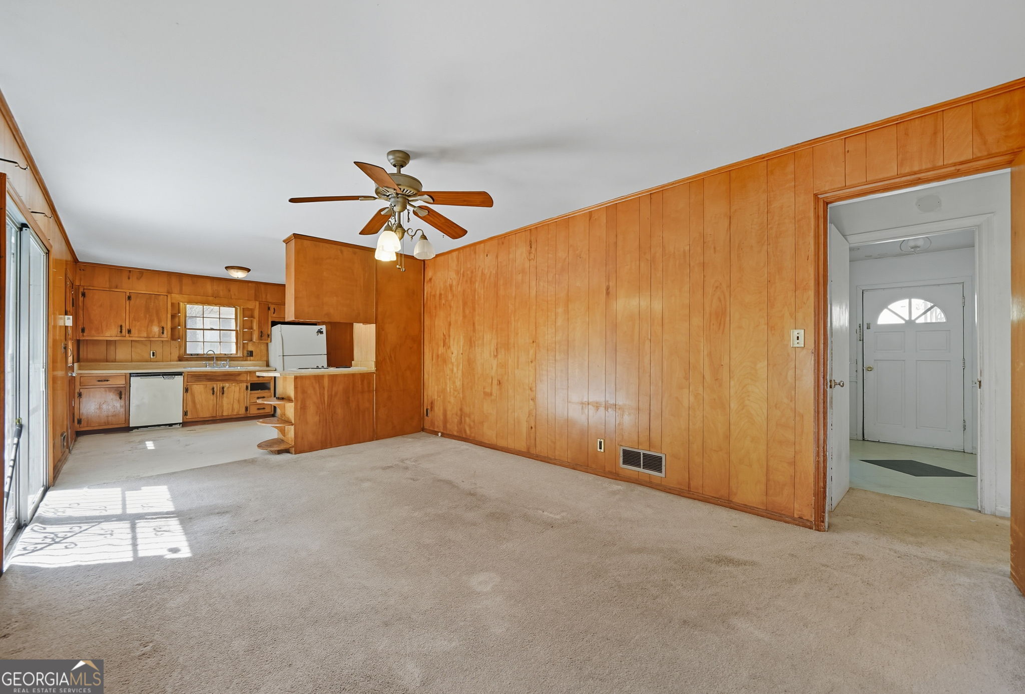 716 Lynn Valley Road SW