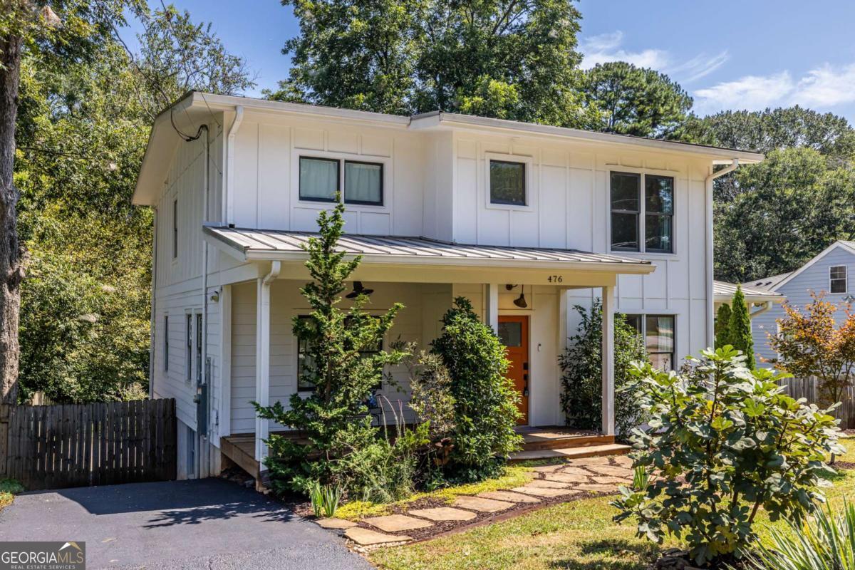 476 MAYNARD Terrace SE