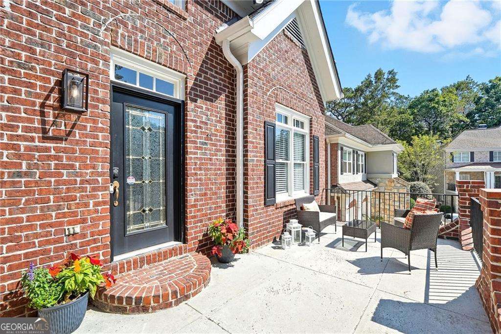1154 Fairway Gardens NE