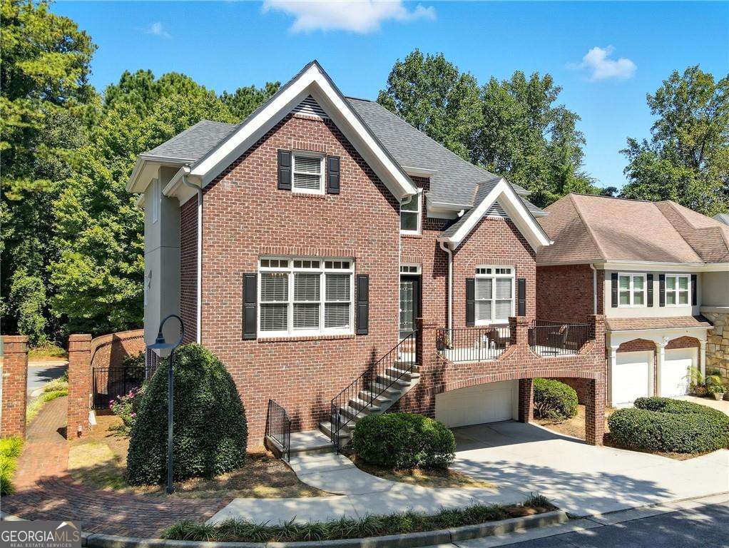 1154 Fairway Gardens NE