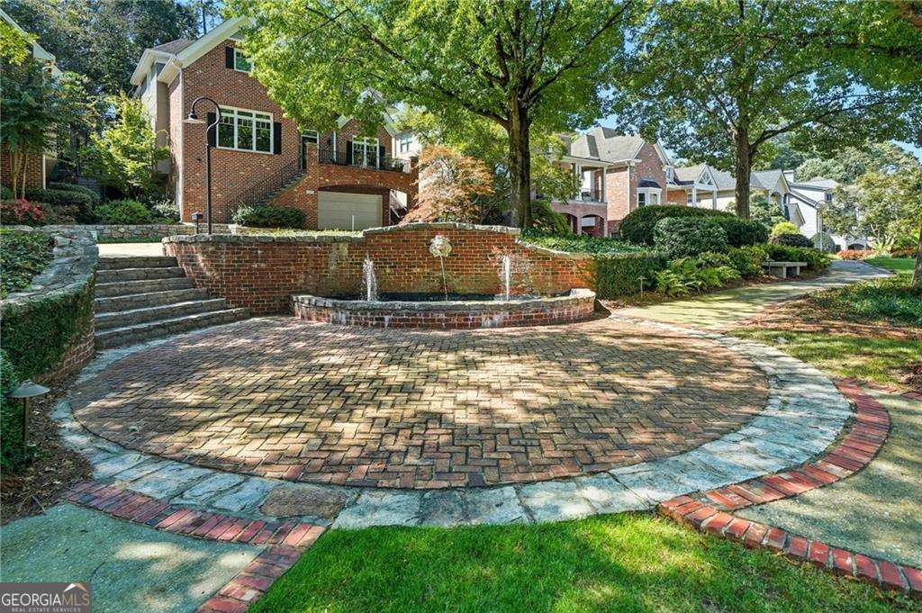 1154 Fairway Gardens NE
