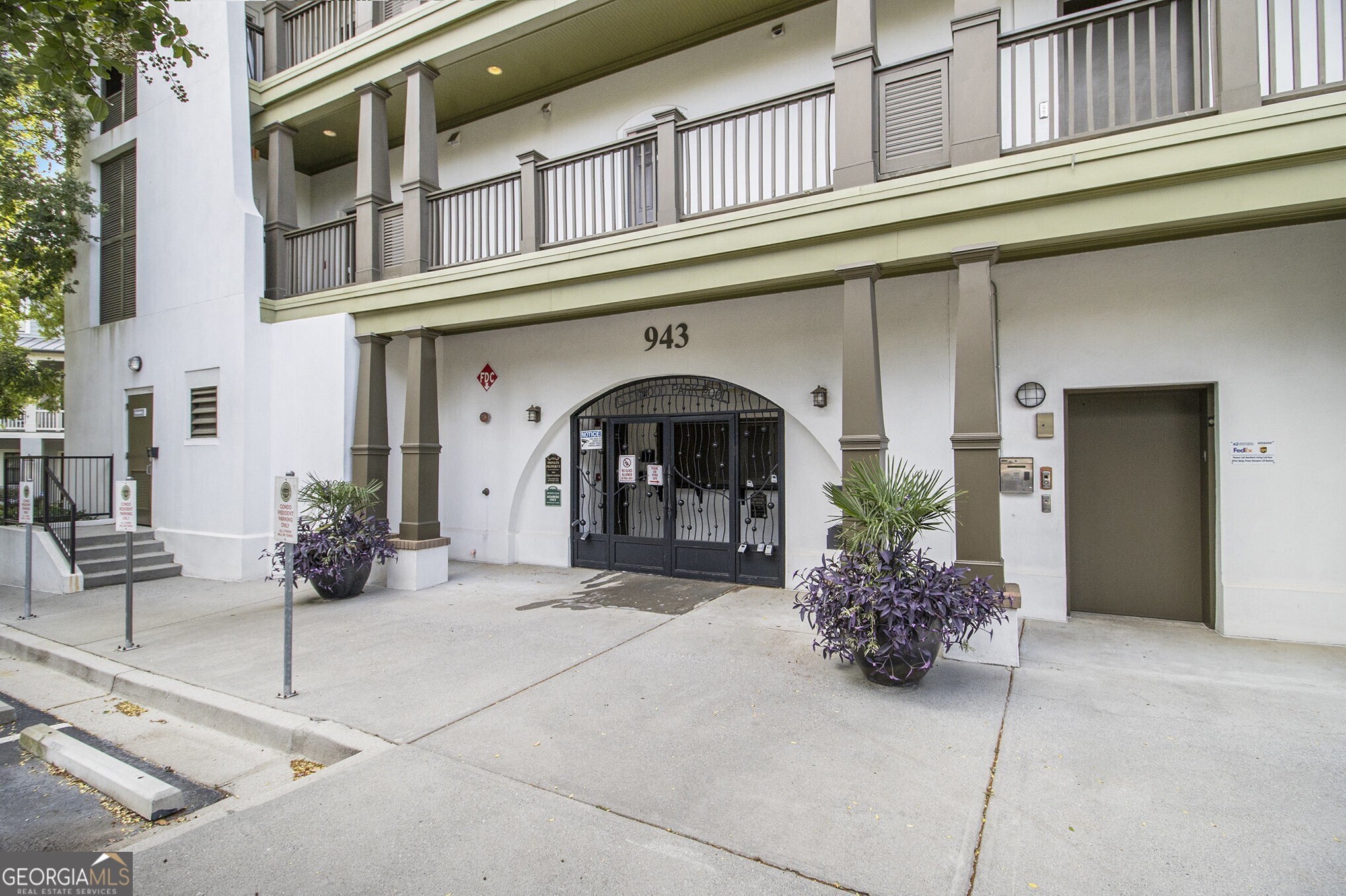 943 N Ormewood Park Drive SE # 202