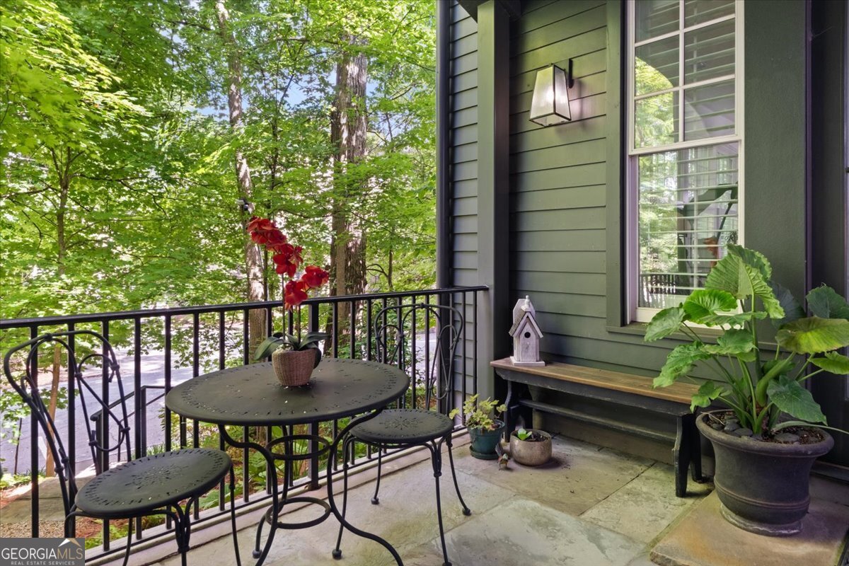 262 Southerland Terrace NE