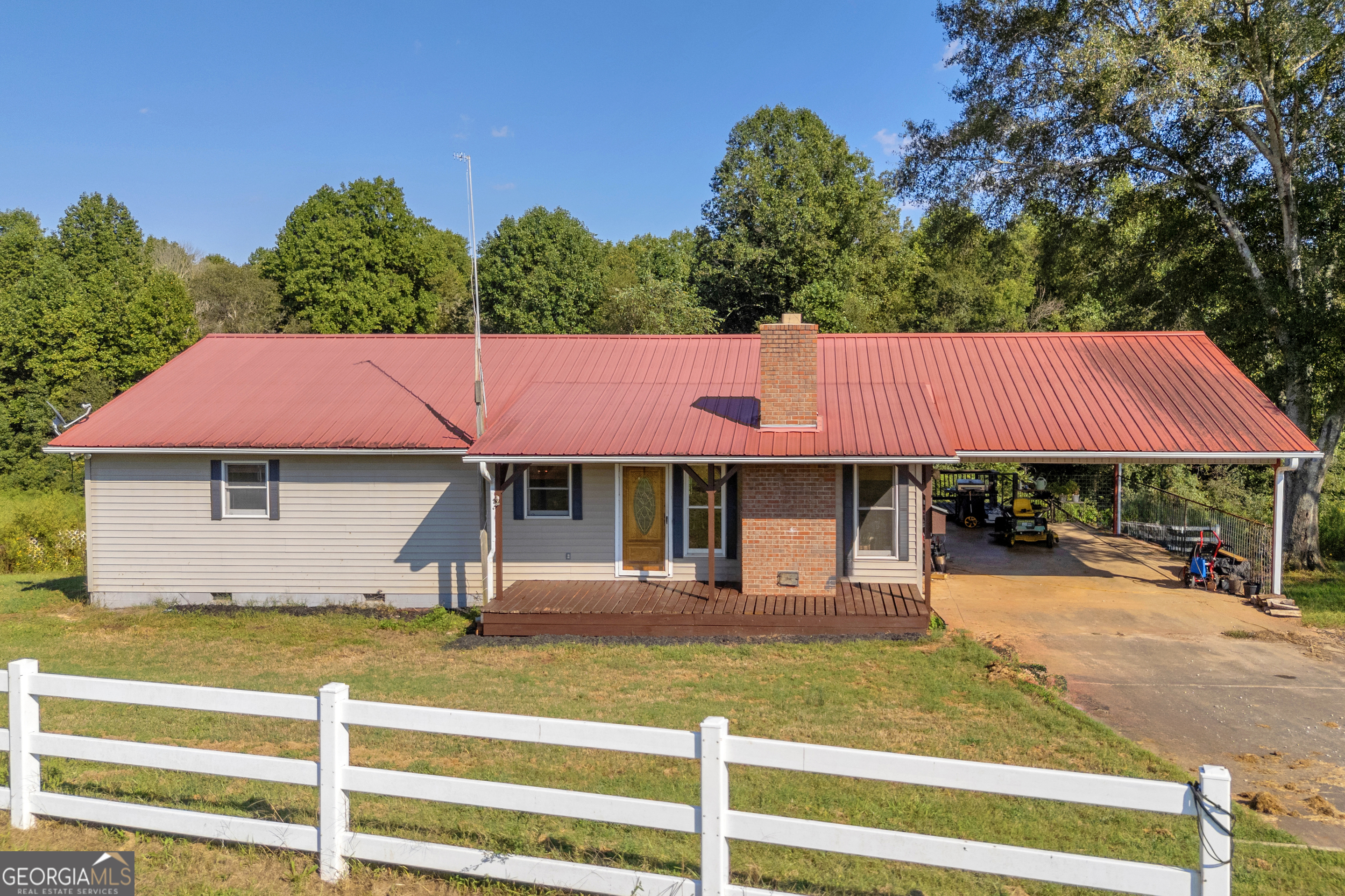 2448 Allen White Road