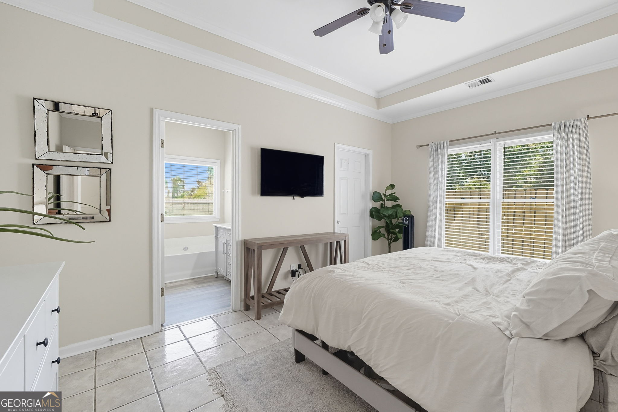 5090 Newpark Drive NW