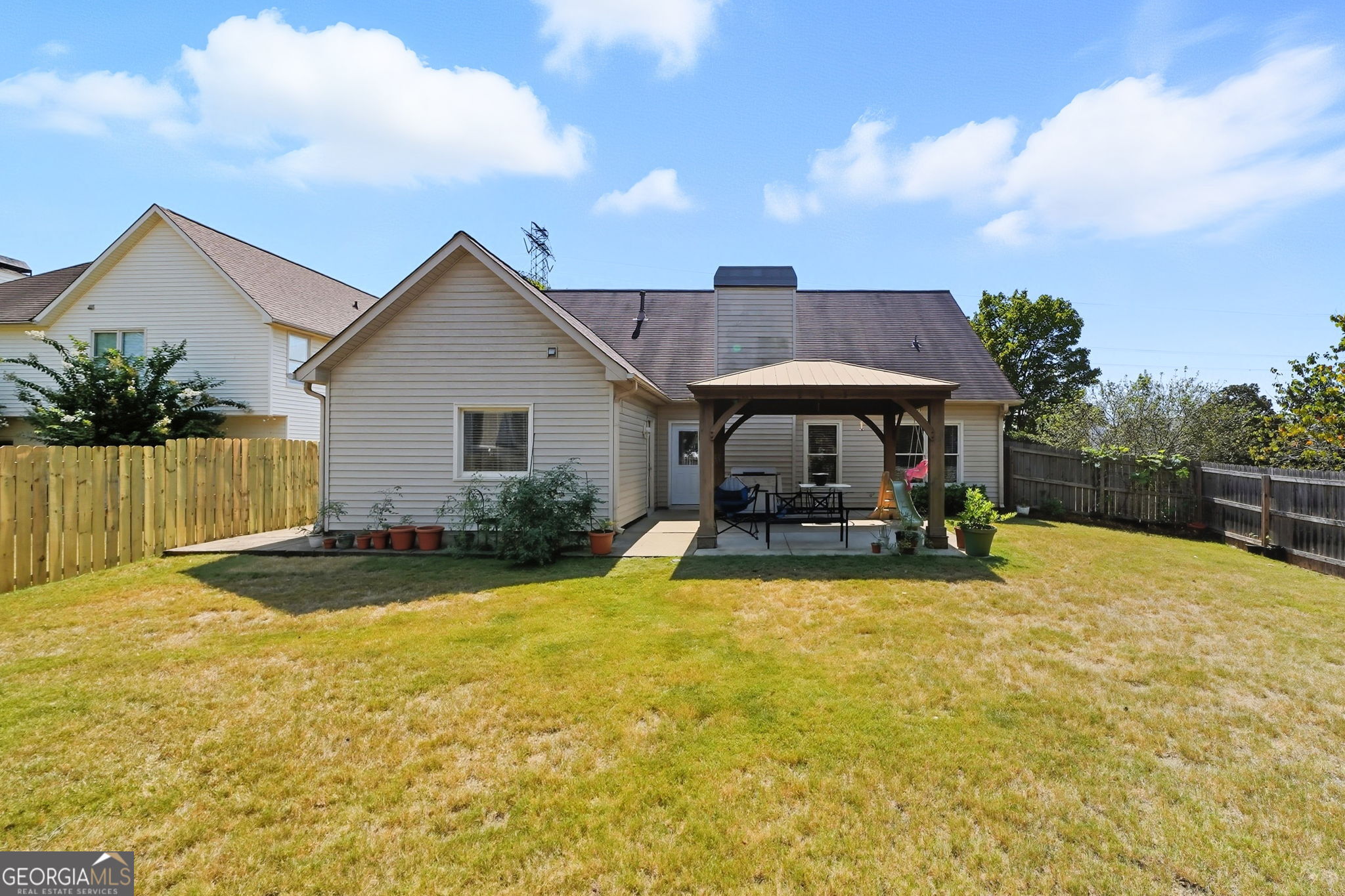 5090 Newpark Drive NW