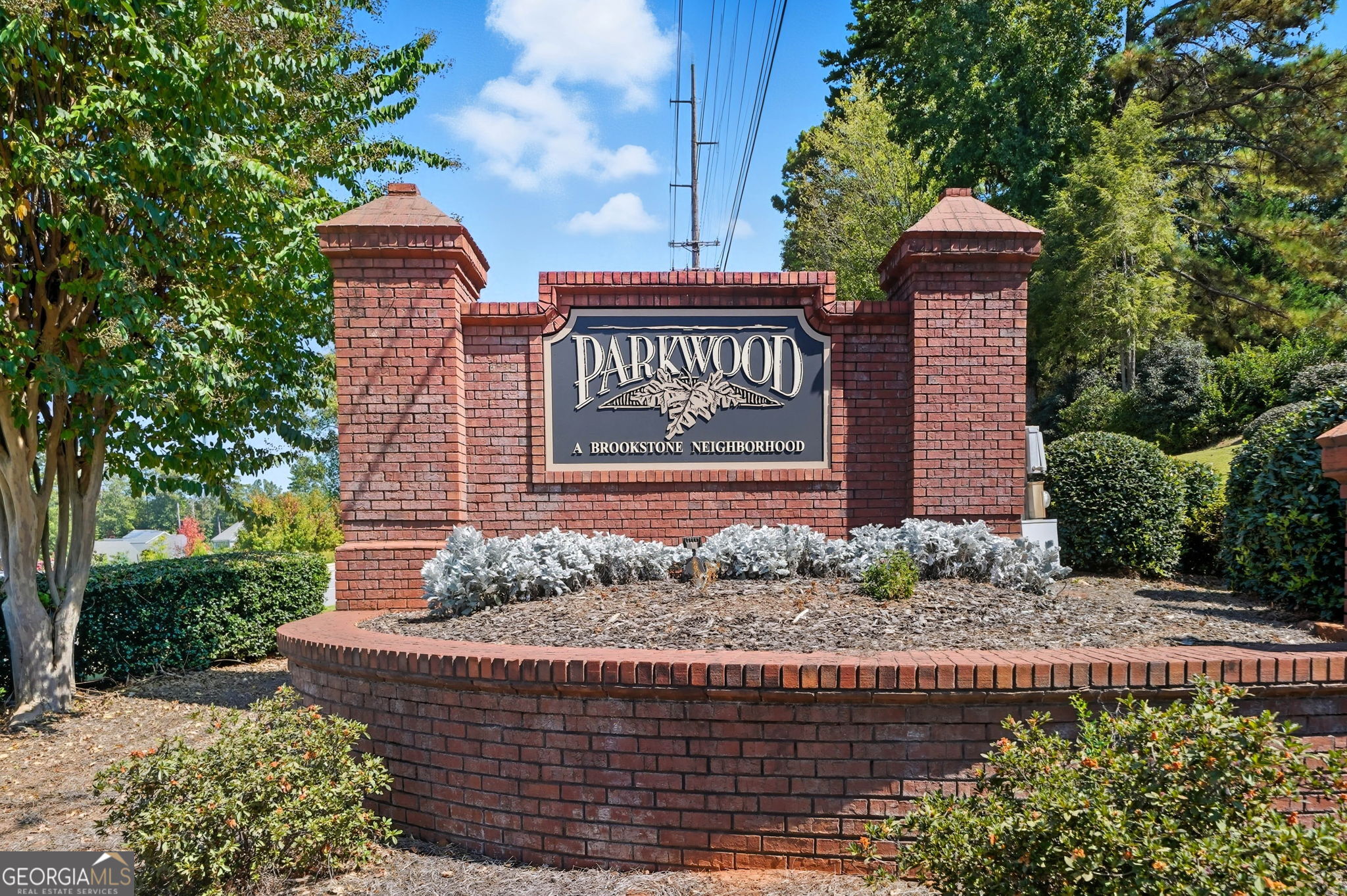 5090 Newpark Drive NW