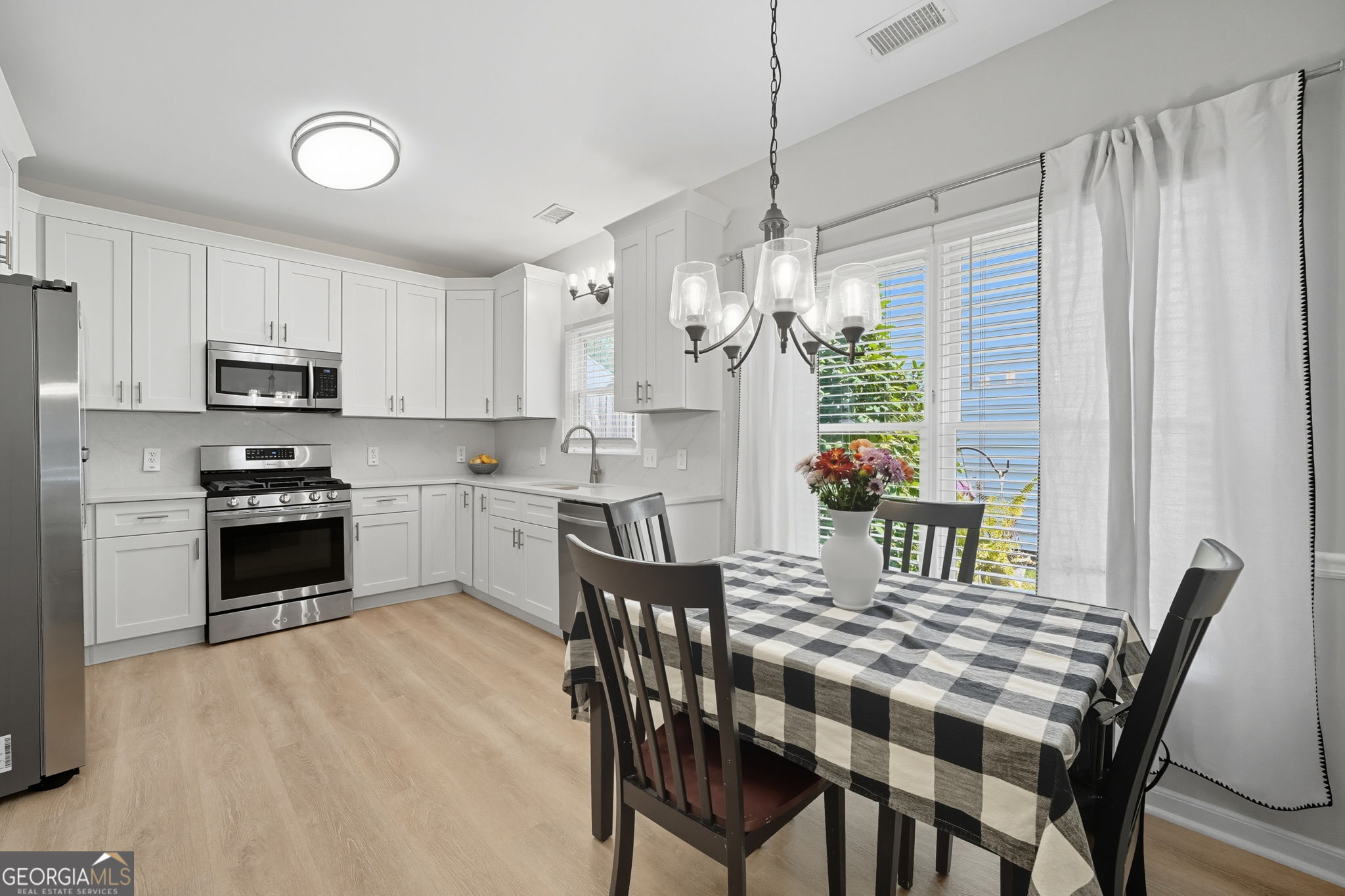 5090 Newpark Drive NW