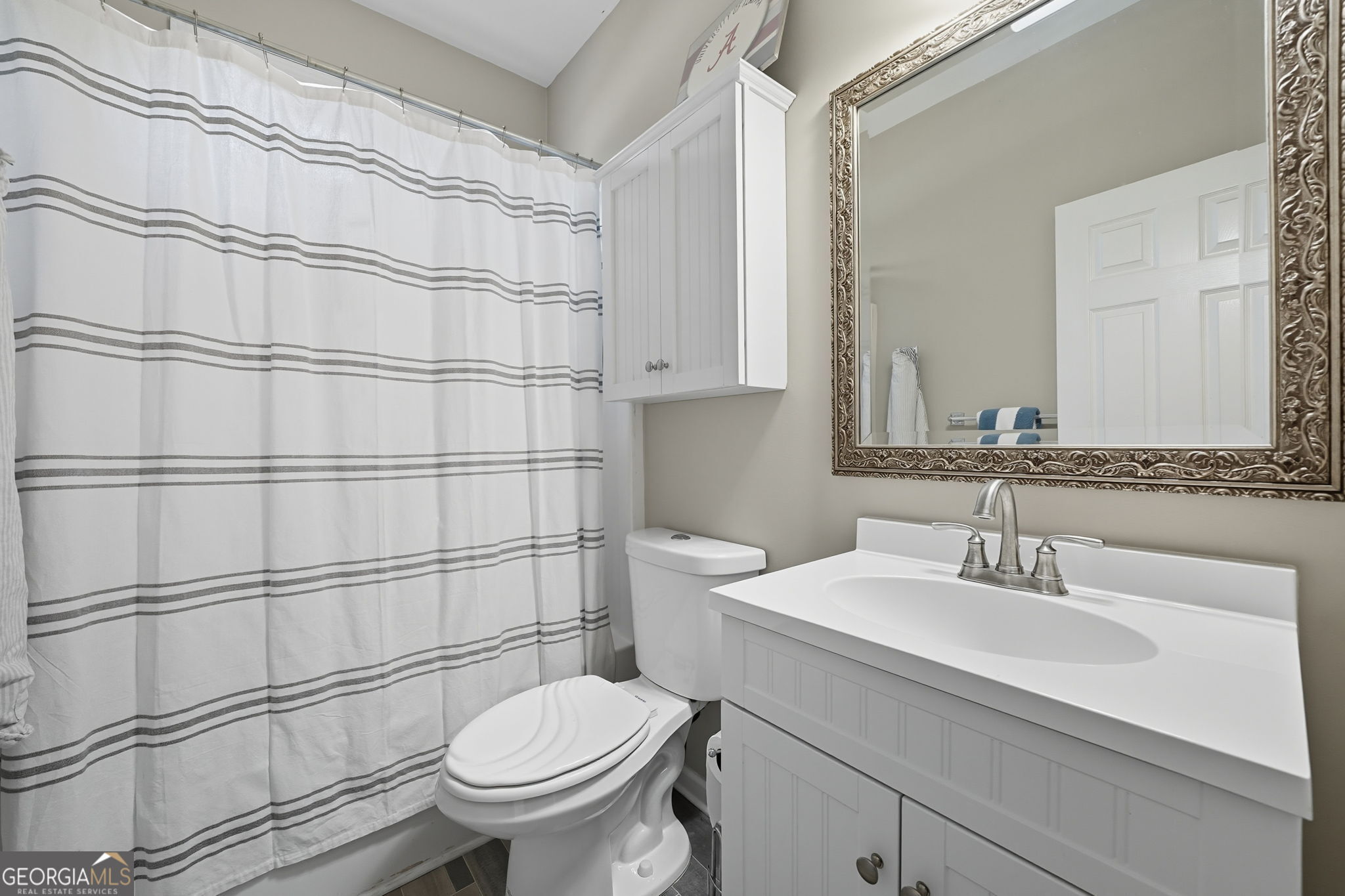 5090 Newpark Drive NW