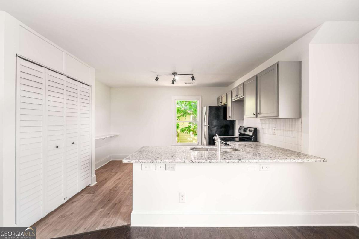 94 Lucy Street SE # A