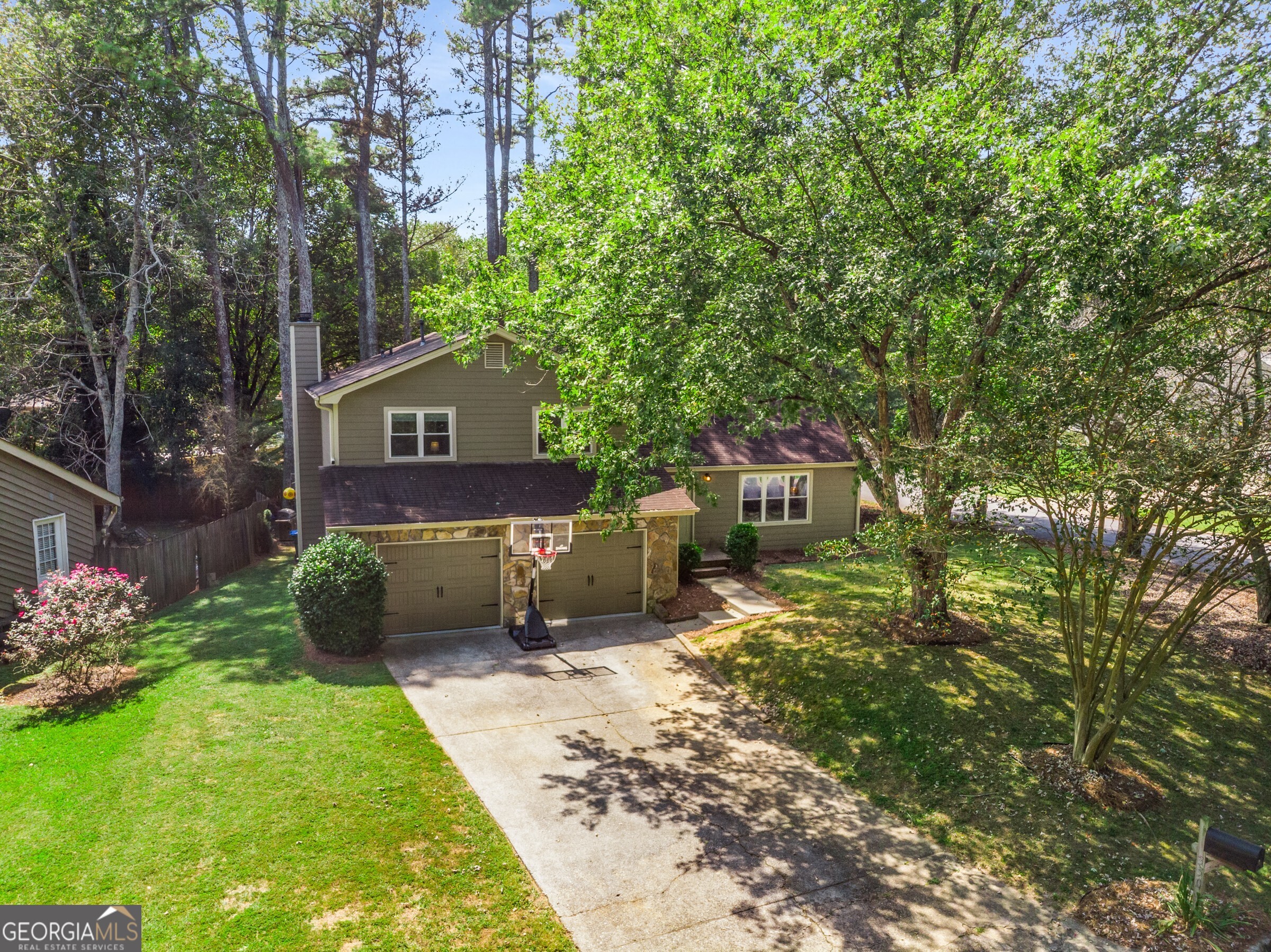 350 Sea Holly Circle