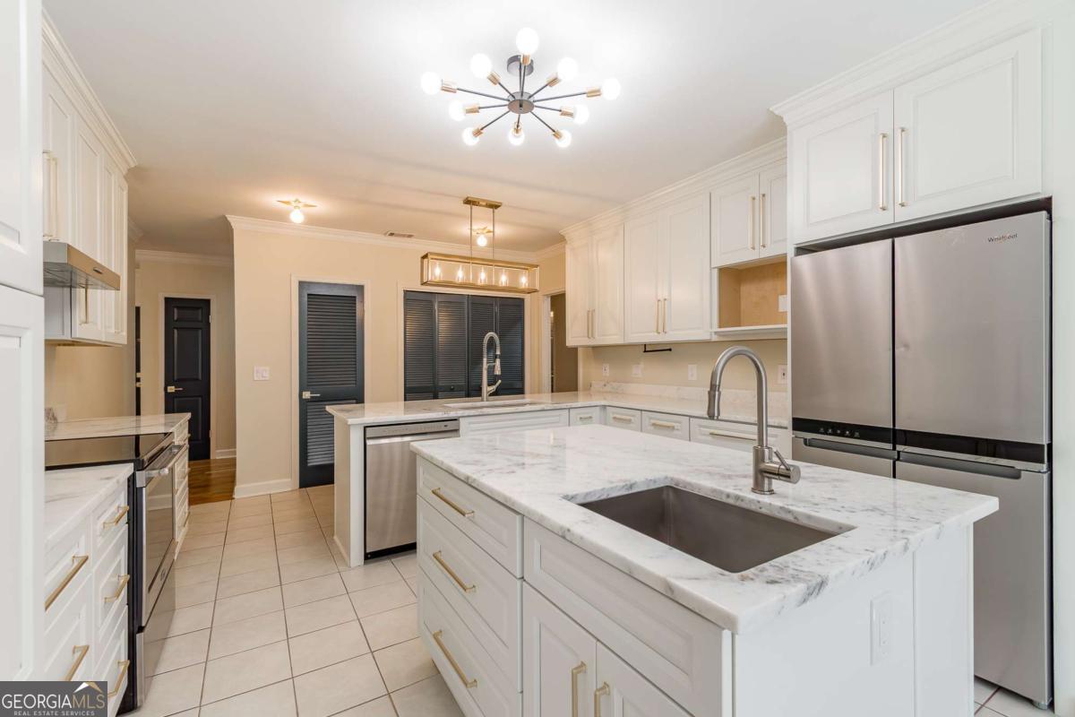 4019 Deerings Drive # 42