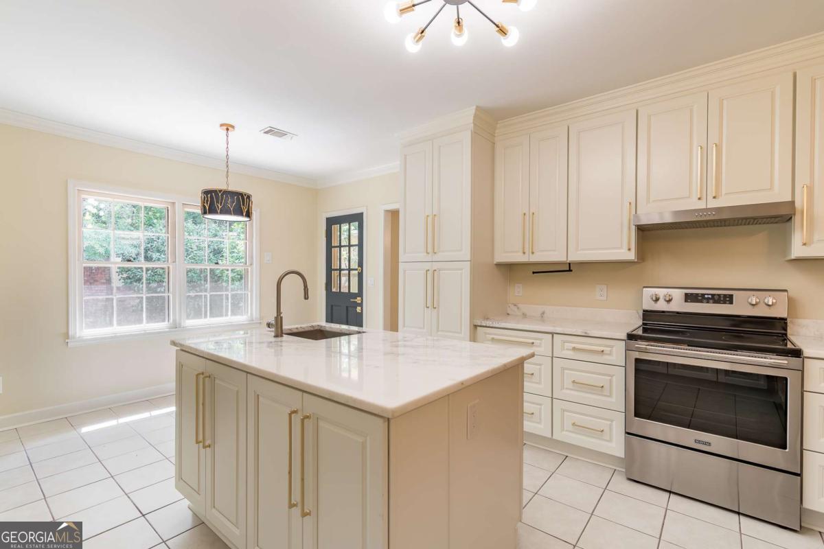 4019 Deerings Drive # 42