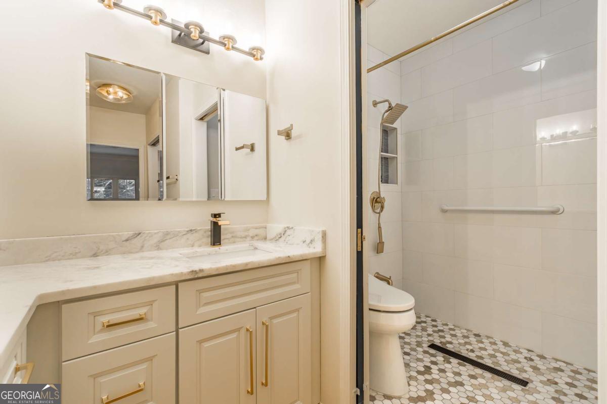 4019 Deerings Drive # 42