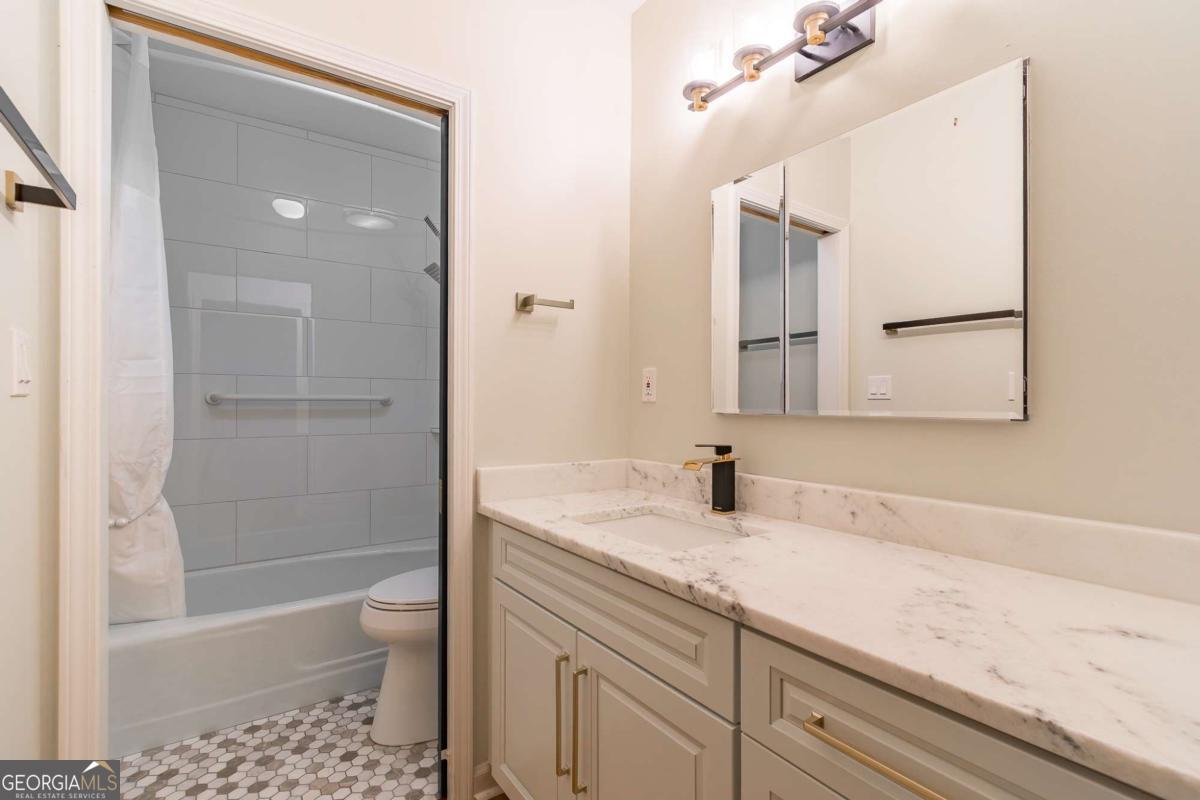 4019 Deerings Drive # 42