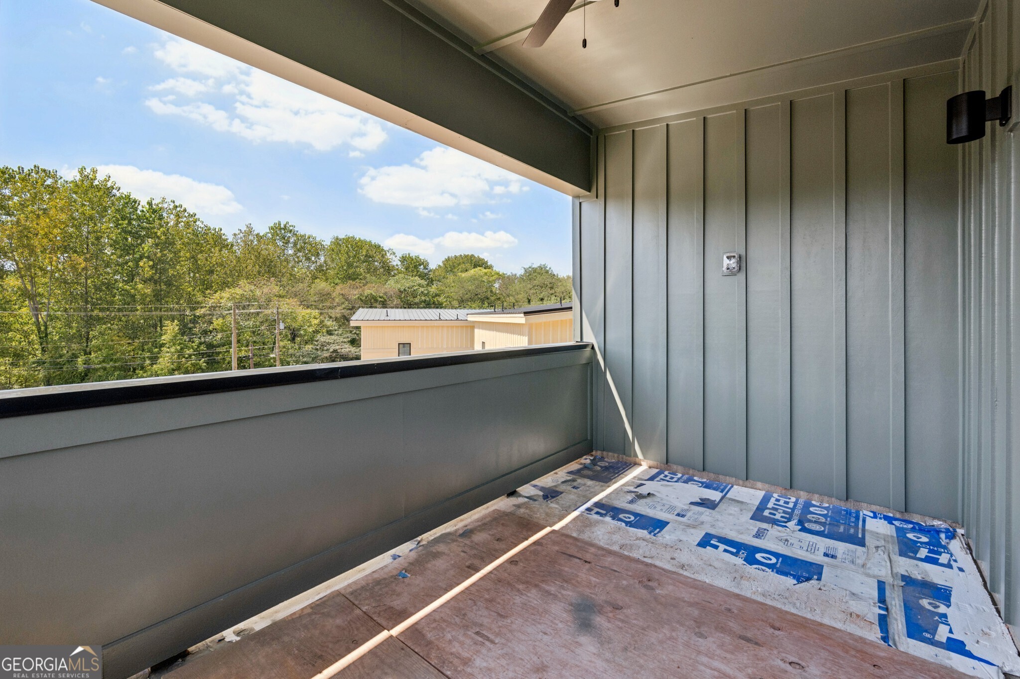 1160 Boulevard SE # 12