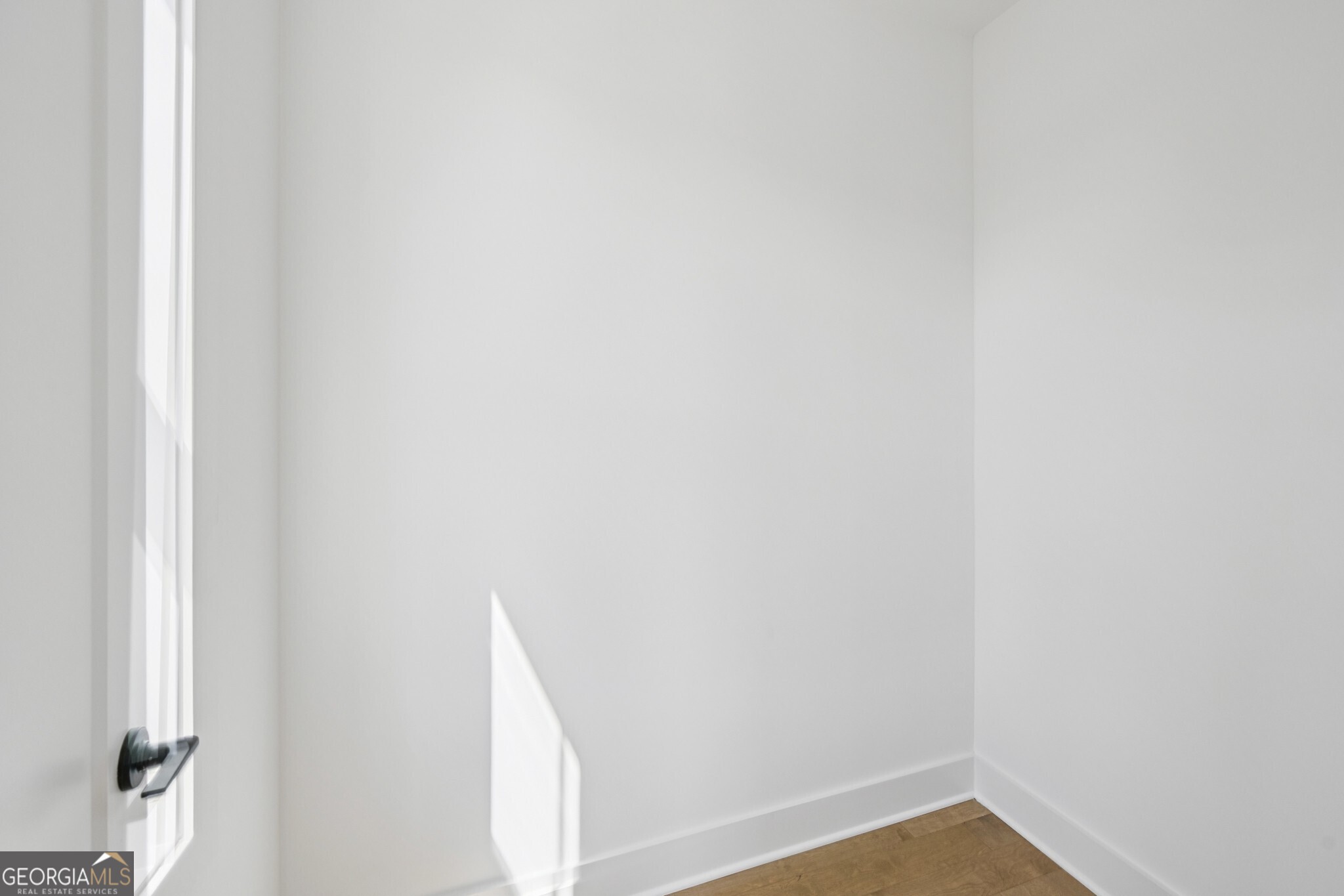 1160 Boulevard SE # 12