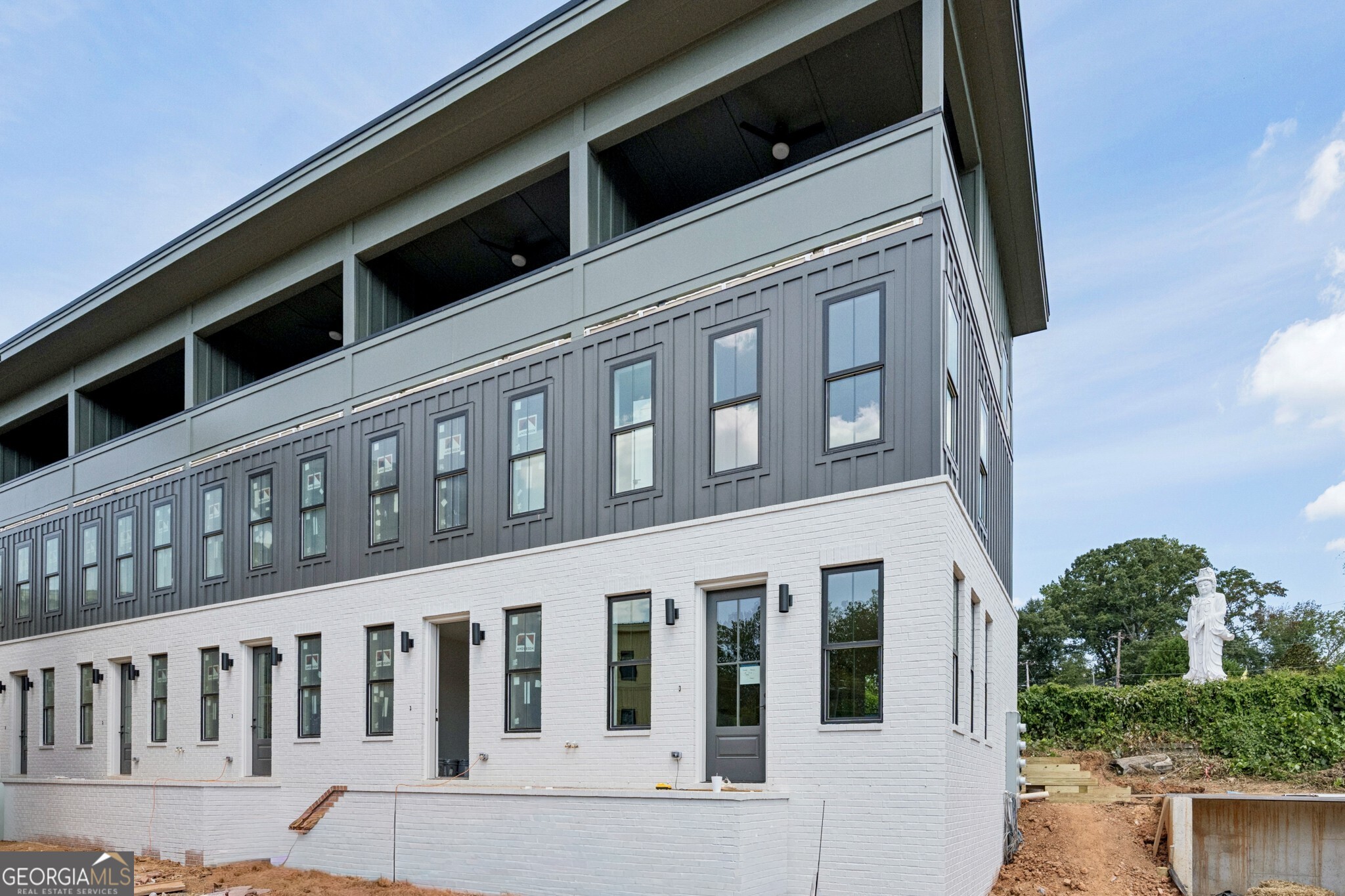 1160 Boulevard SE # 12