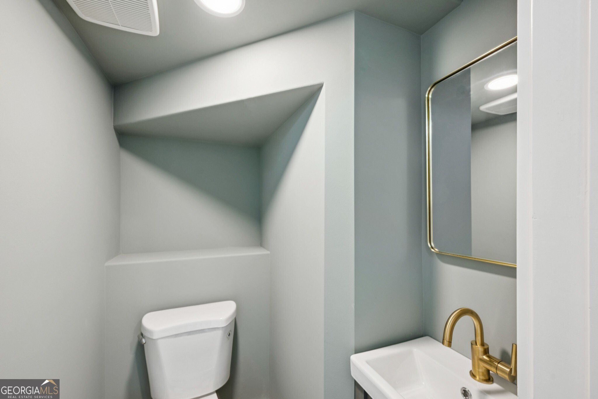 1160 Boulevard SE # 12