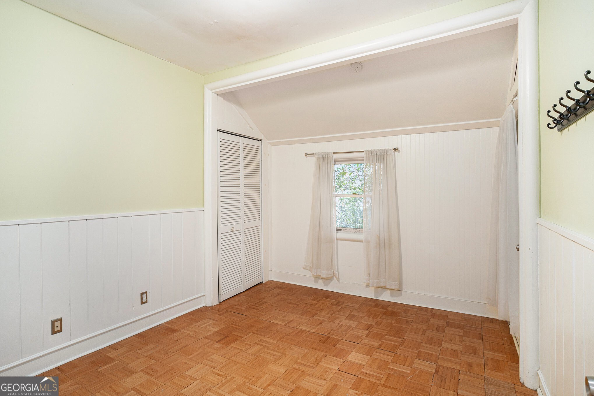 495 Waldo Street SE