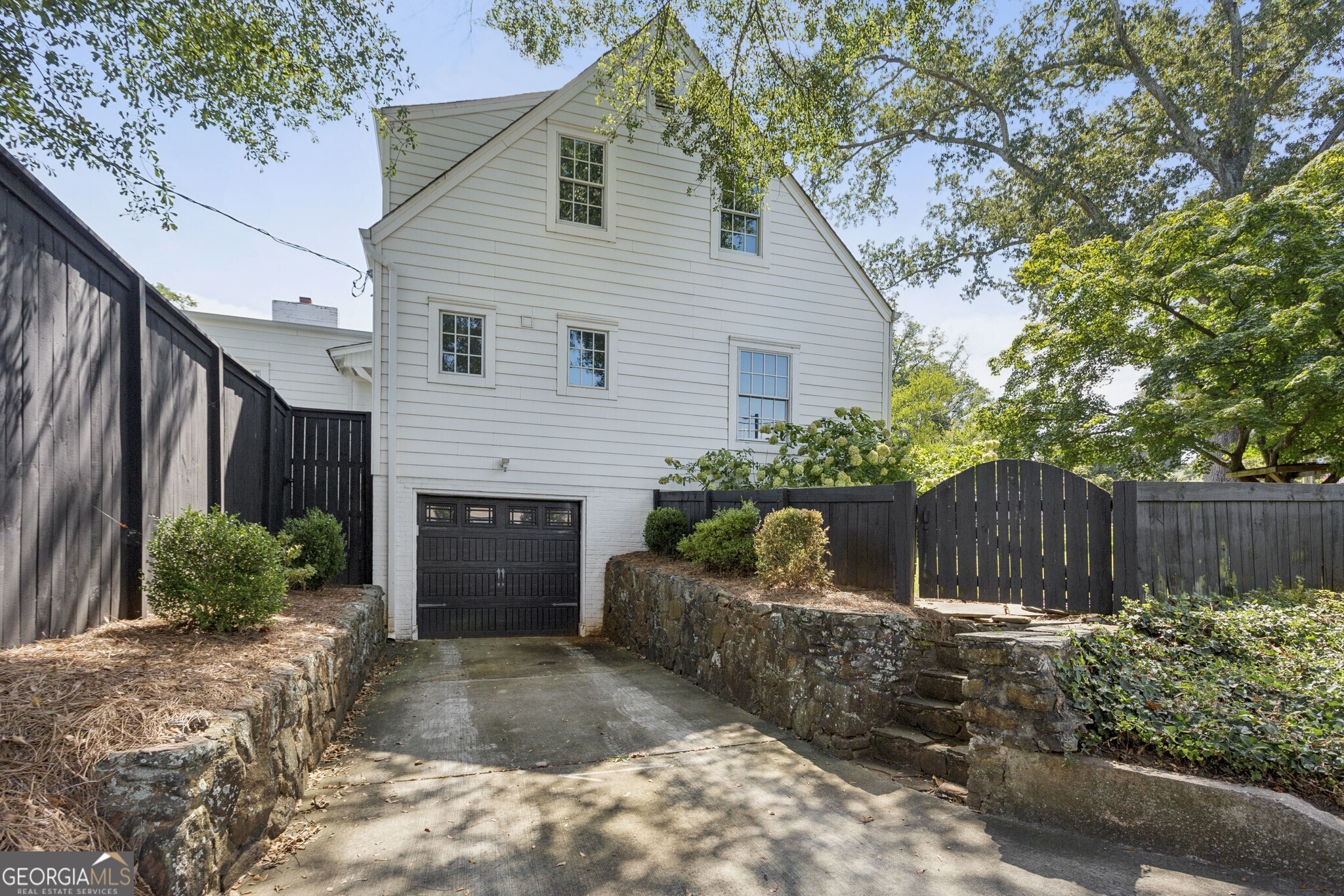 594 Cherokee Street NE