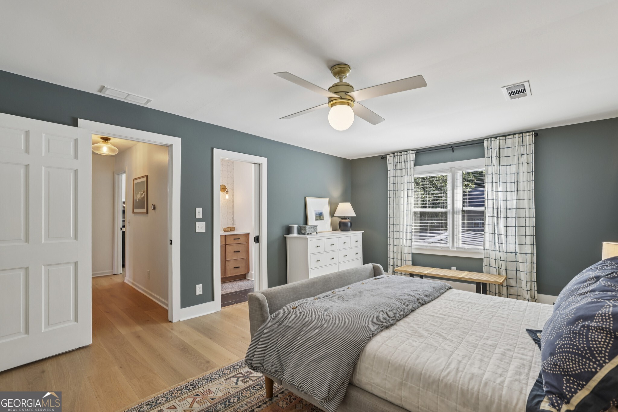 3020 Mountain Trace NE