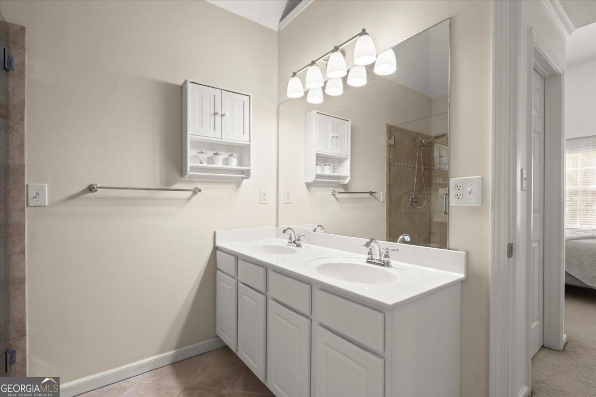 1906 Hidden Springs Path SE