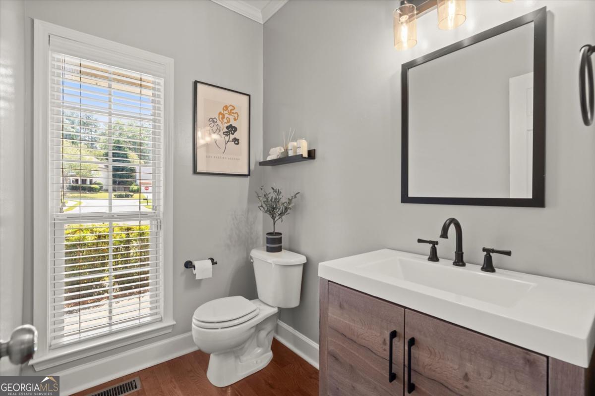 1906 Hidden Springs Path SE