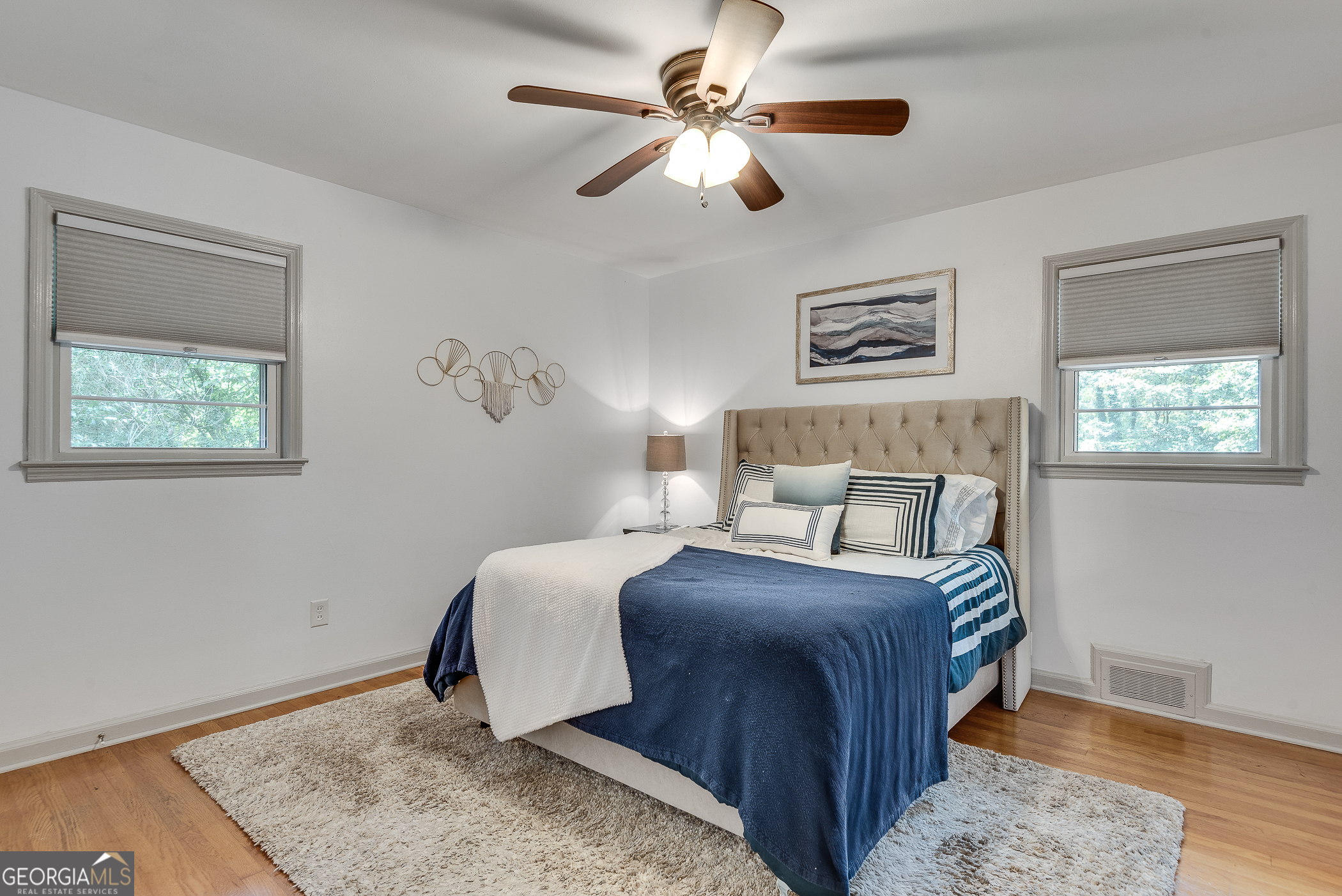 2430 Sherbrooke Court NE