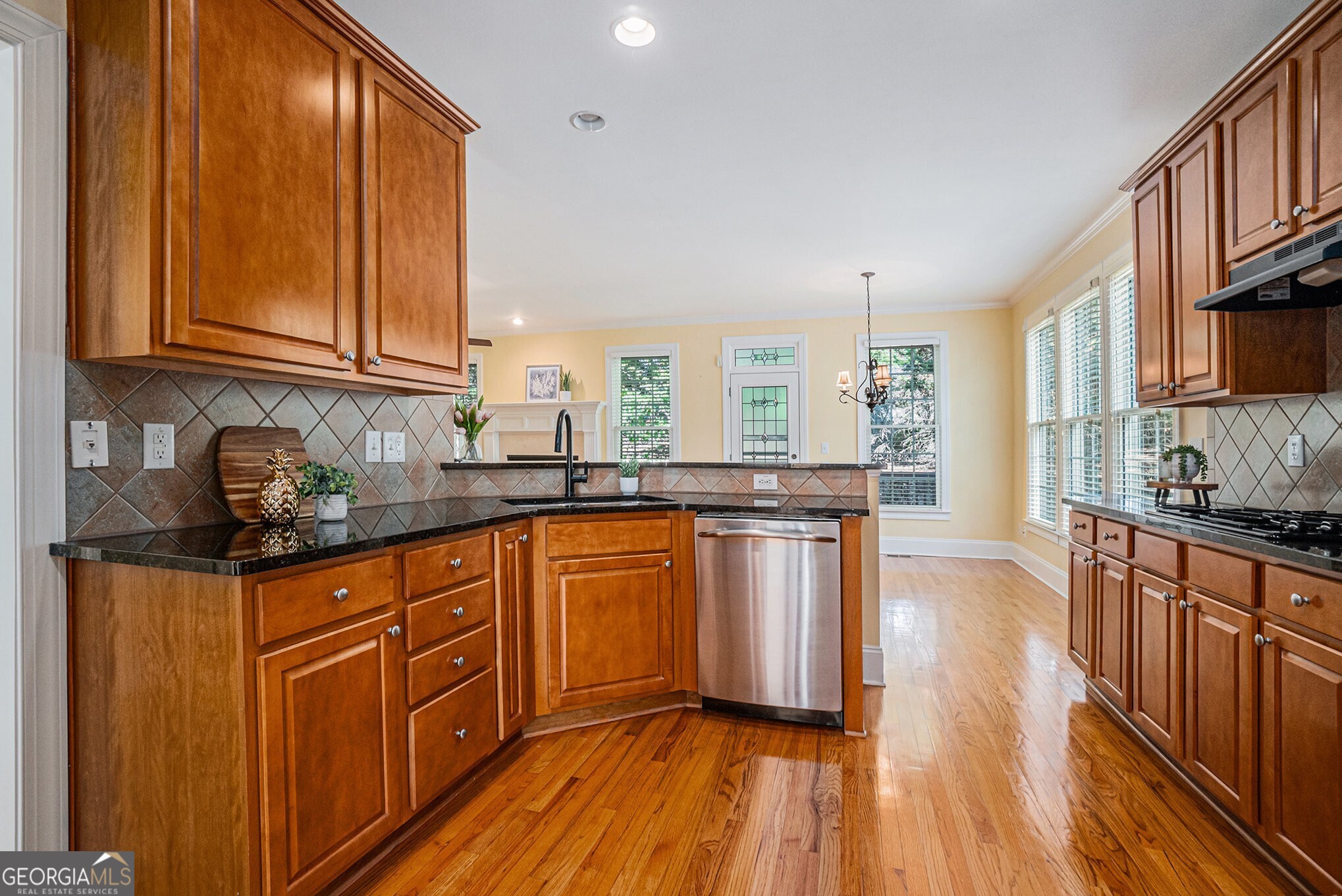 3022 Gaston Circle SE