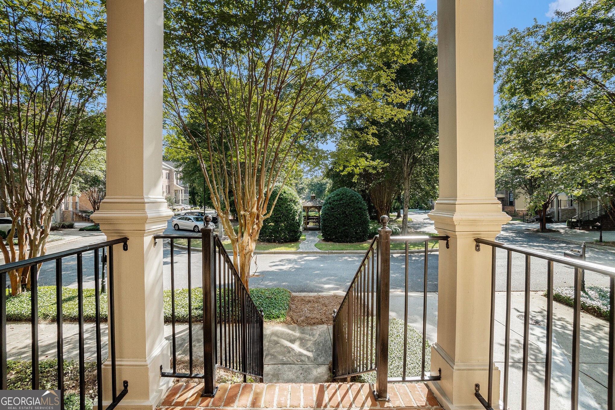 3022 Gaston Circle SE