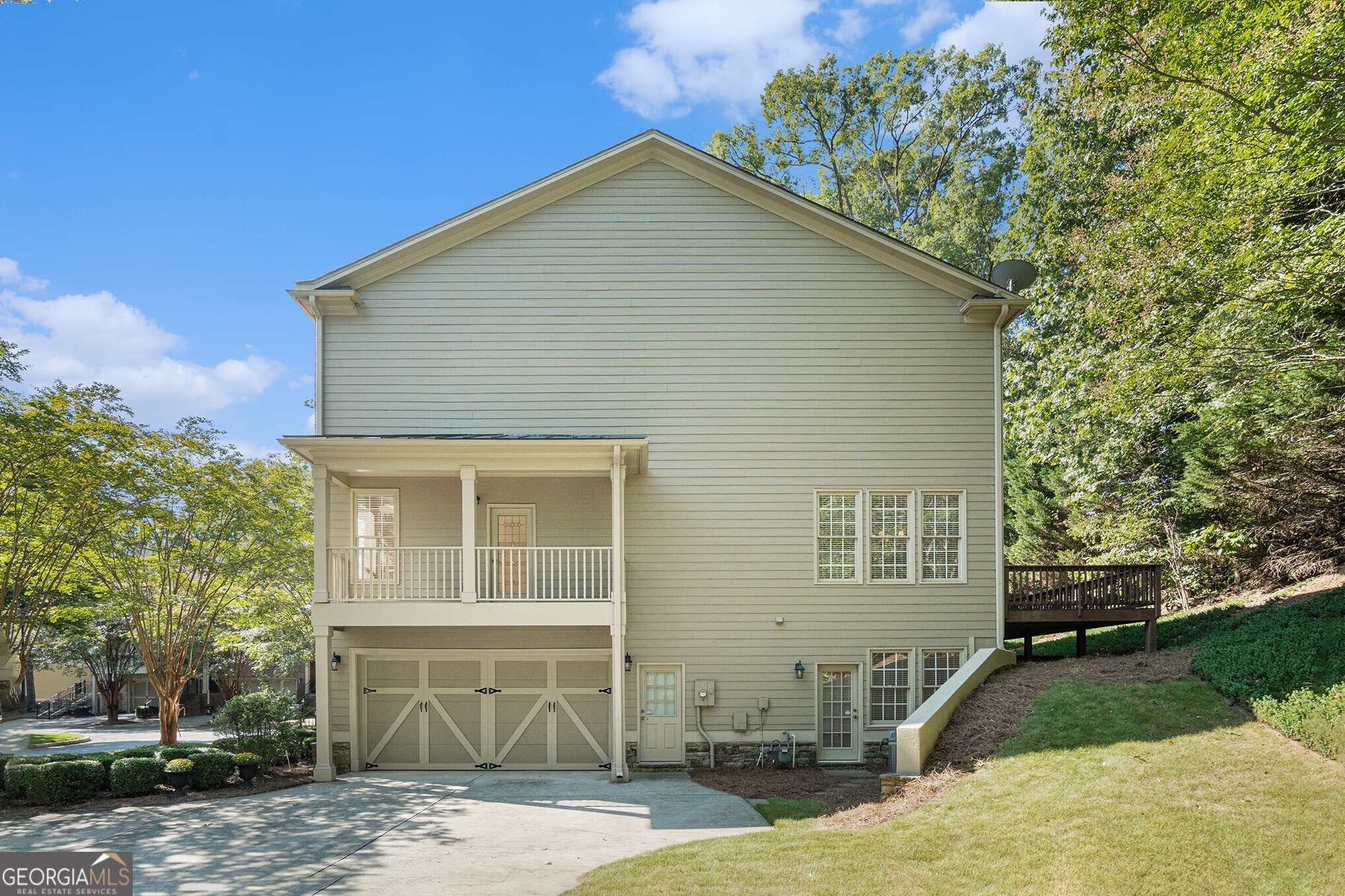 3022 Gaston Circle SE