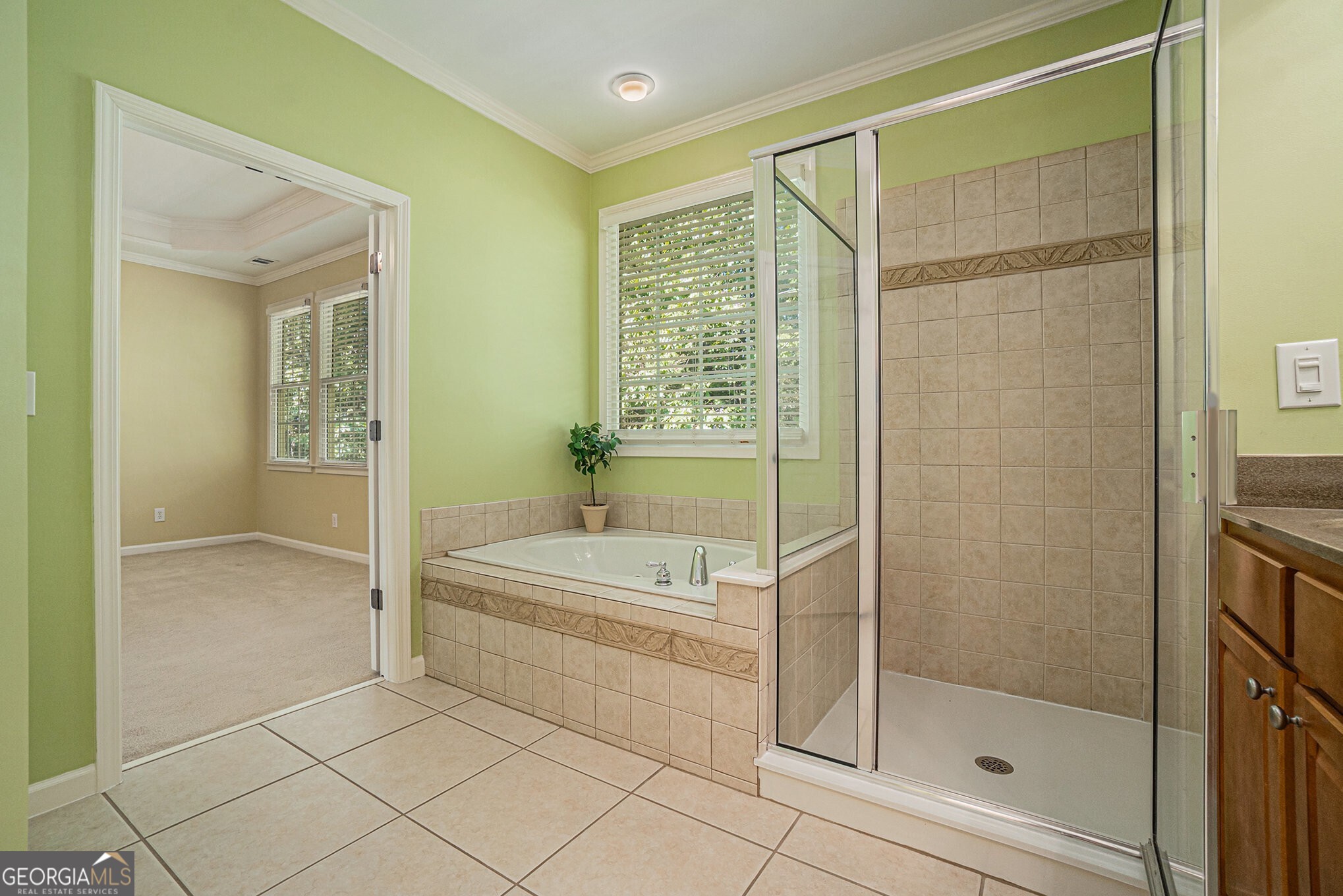 3022 Gaston Circle SE