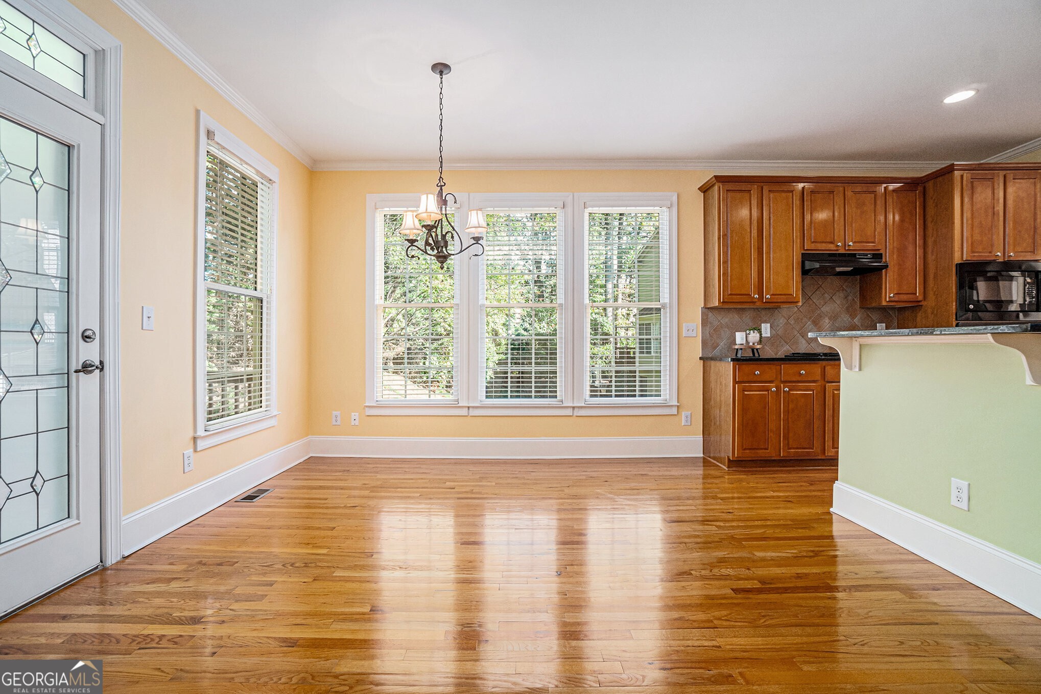 3022 Gaston Circle SE