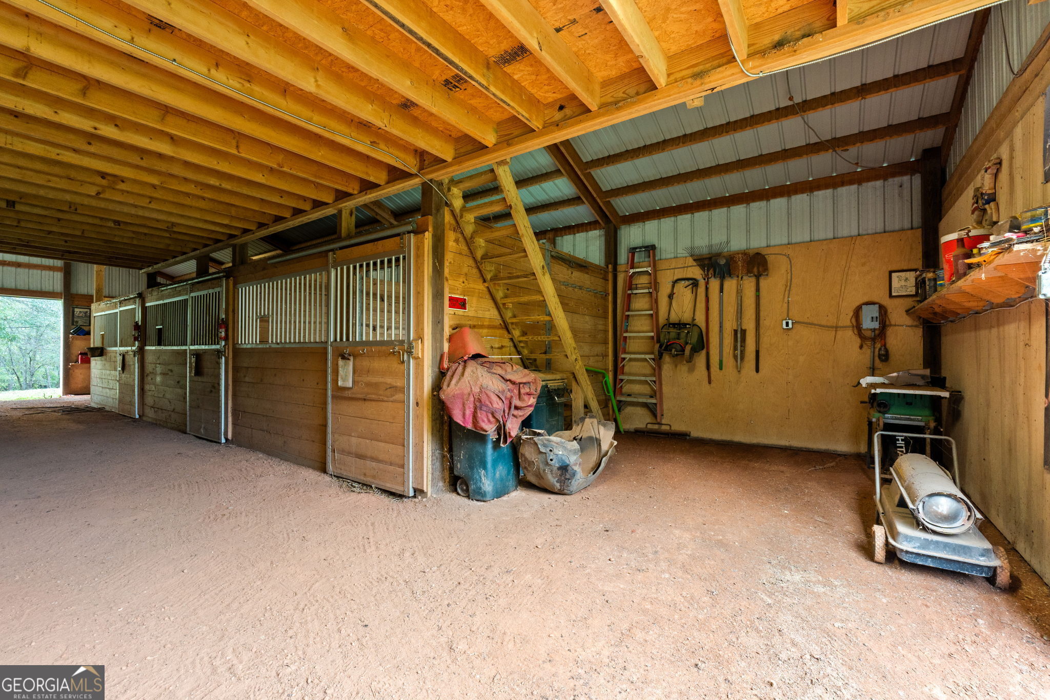 228 Indian Creek Road