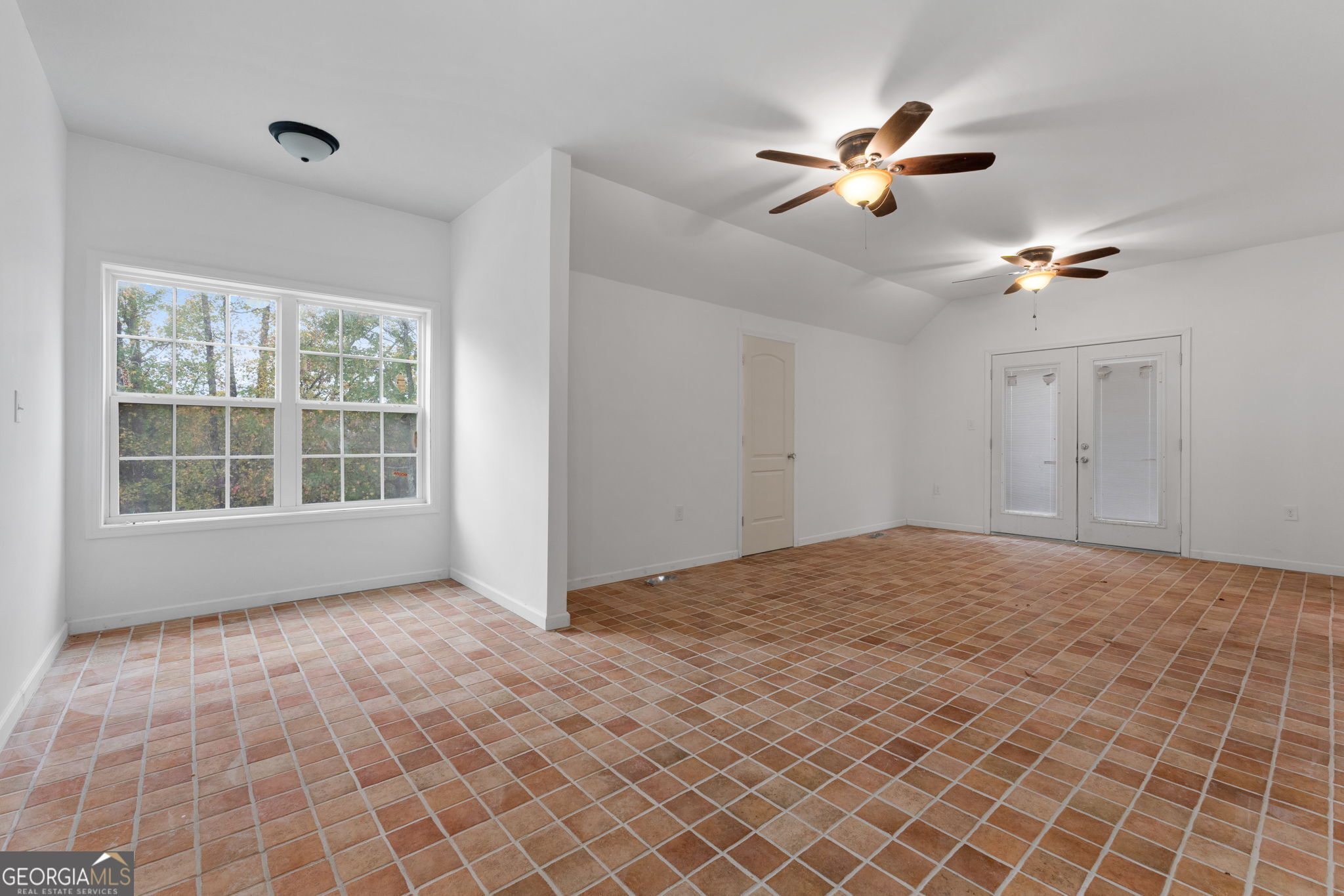 228 Indian Creek Road