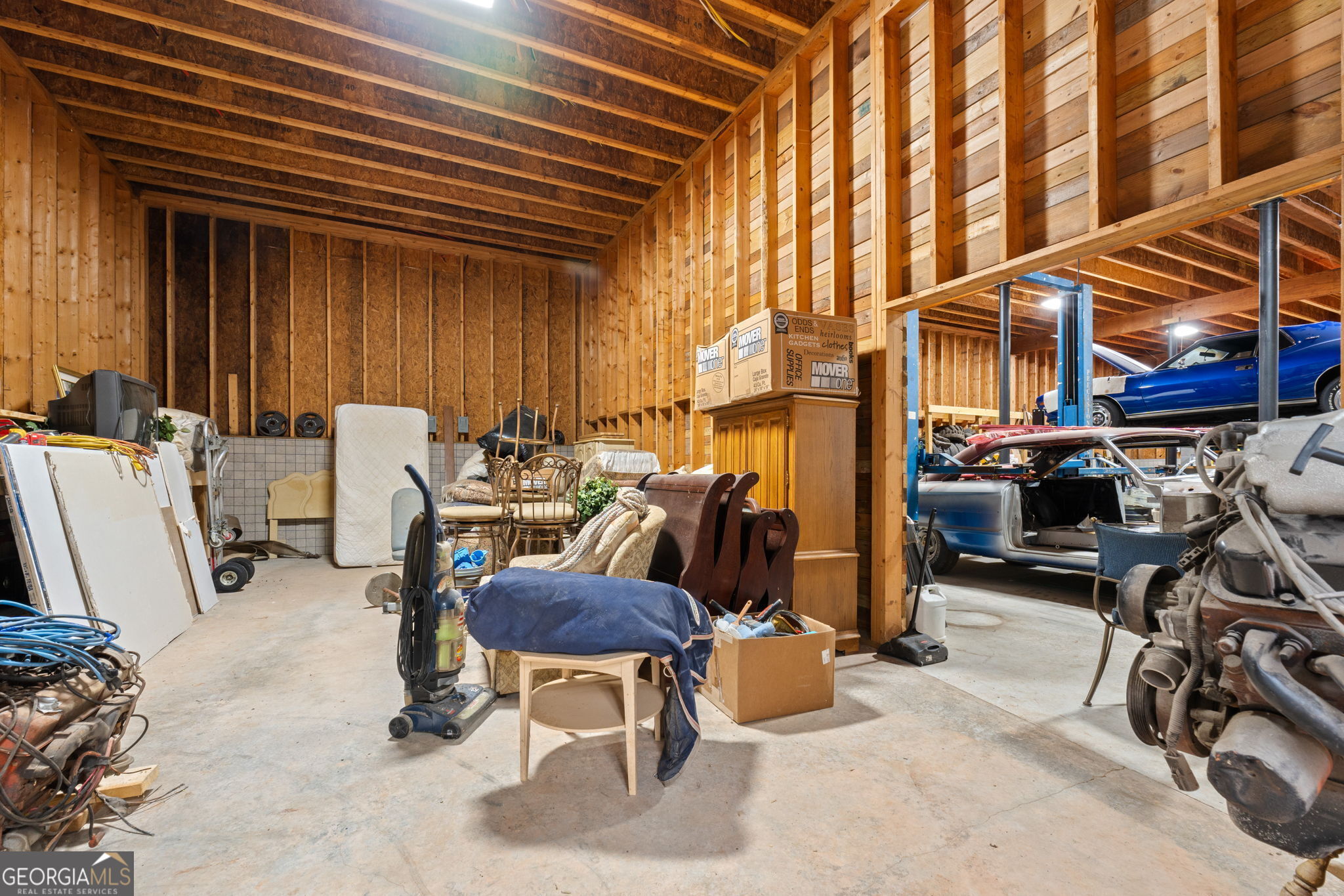 228 Indian Creek Road