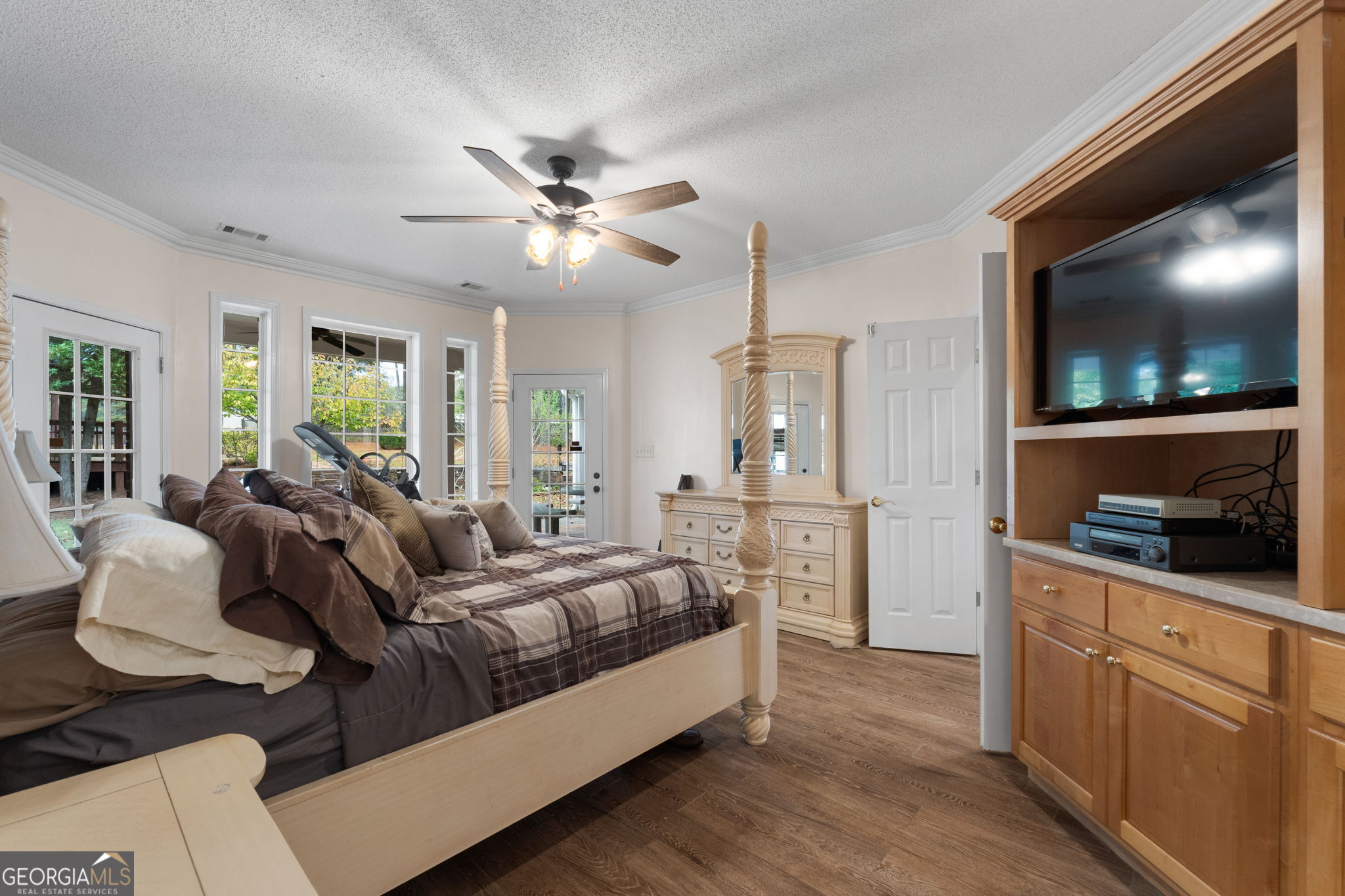 228 Indian Creek Road