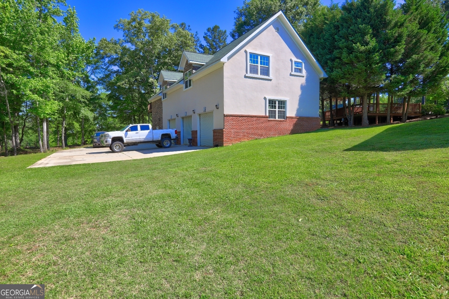 228 Indian Creek Road