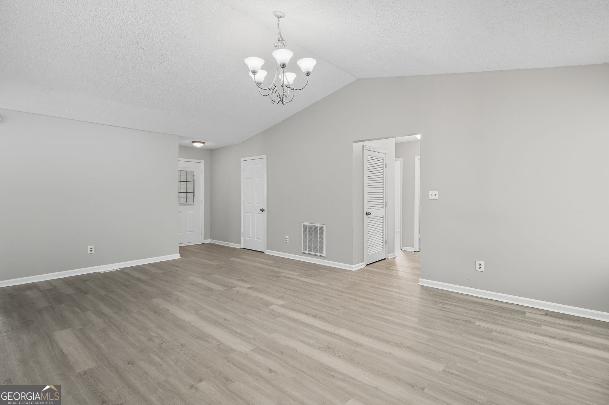 109 Mayflower Circle