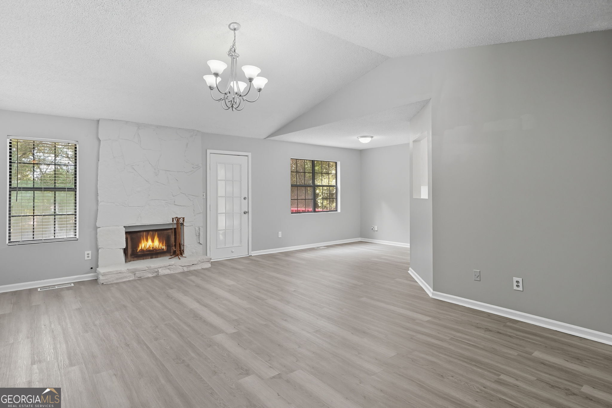 109 Mayflower Circle