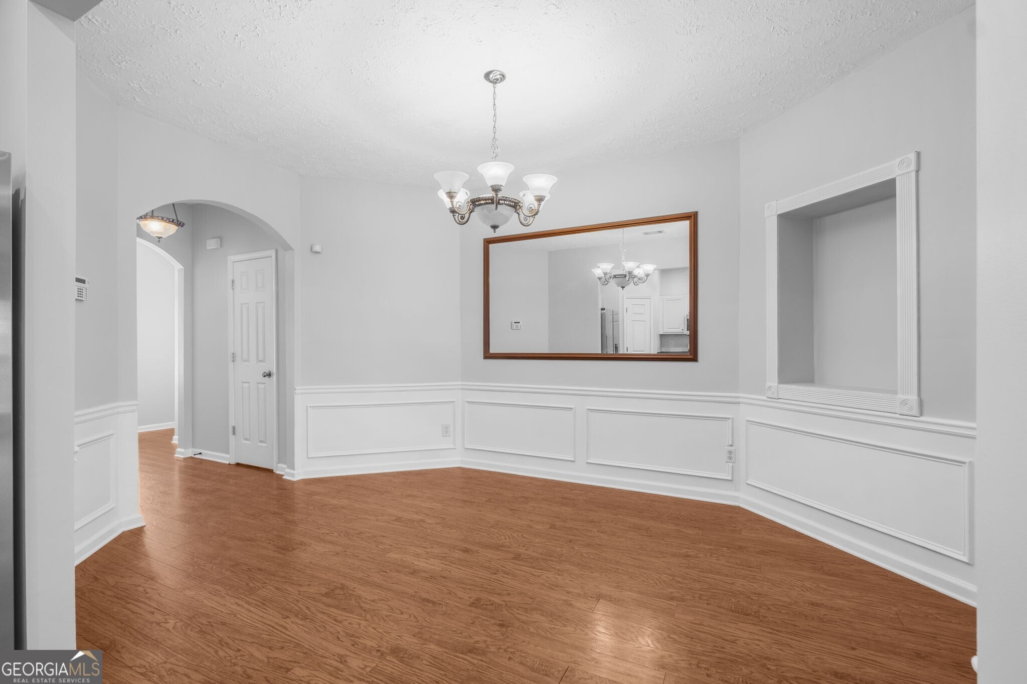 1261 Birkhall Drive