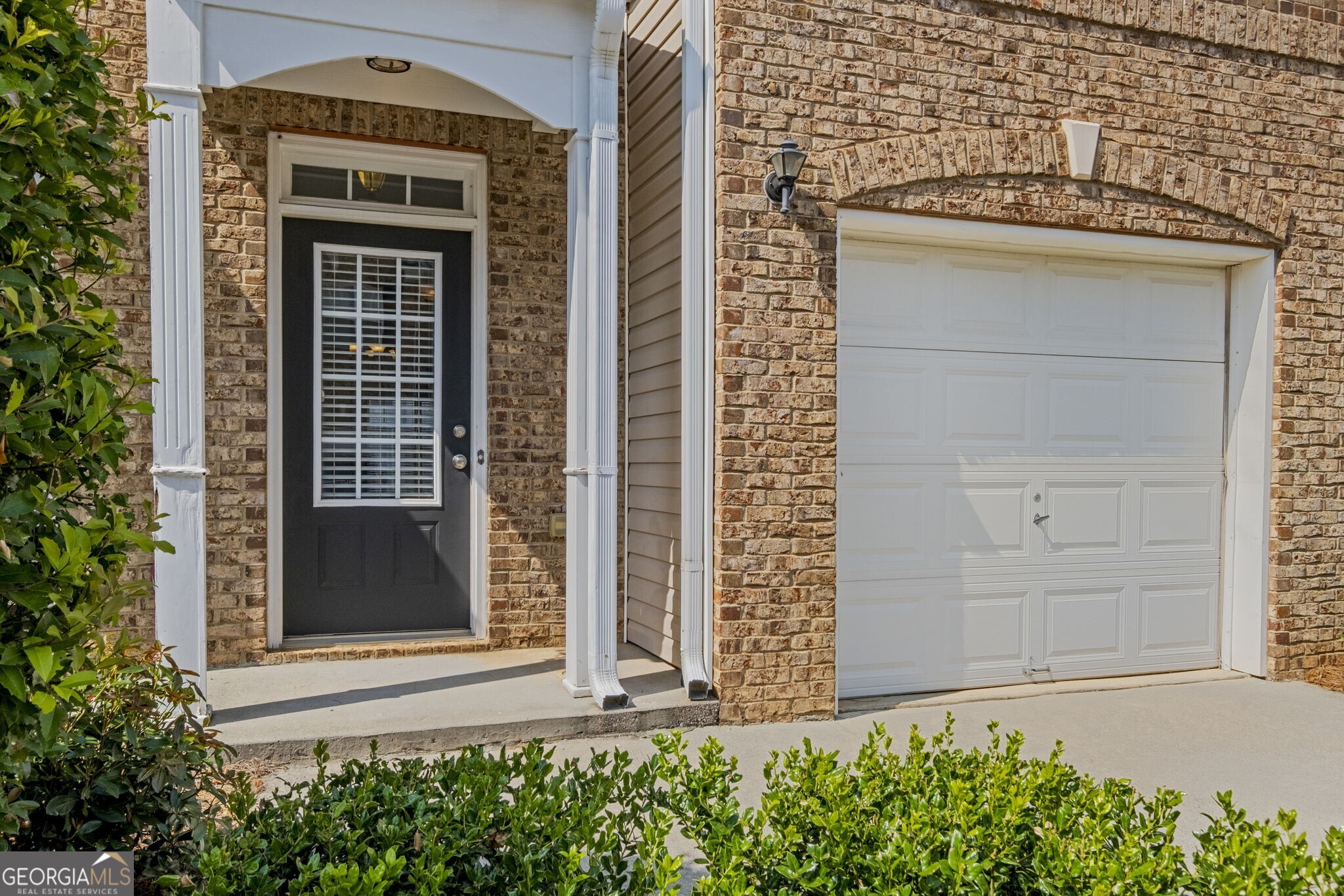 1261 Birkhall Drive