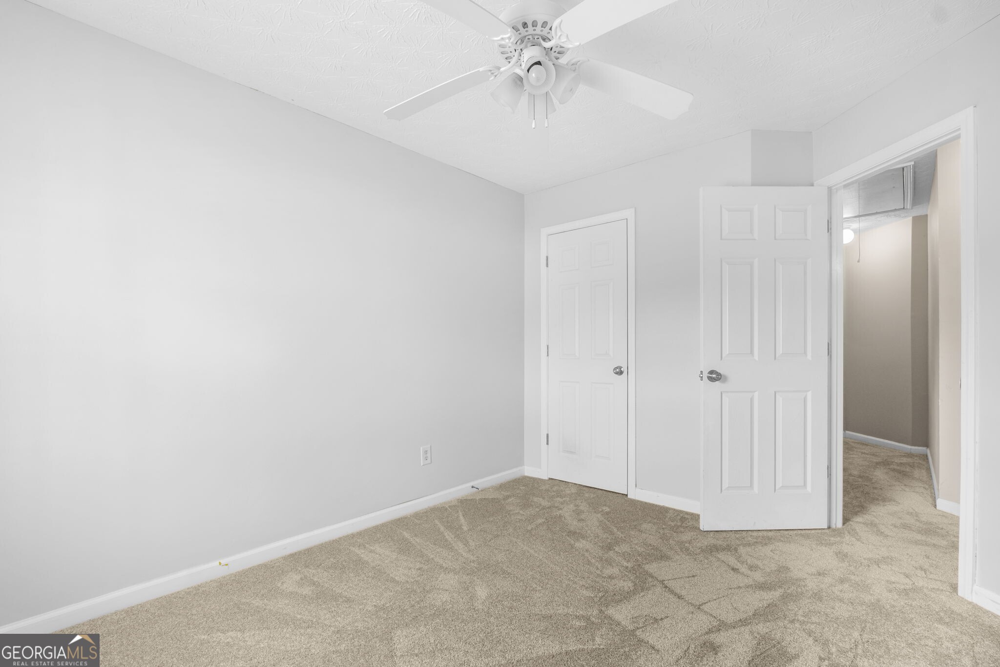 1261 Birkhall Drive