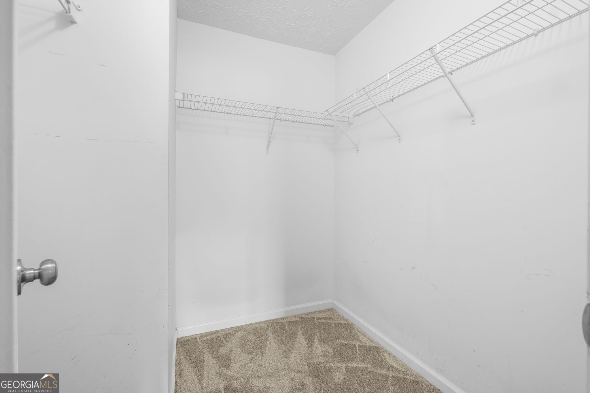 1261 Birkhall Drive