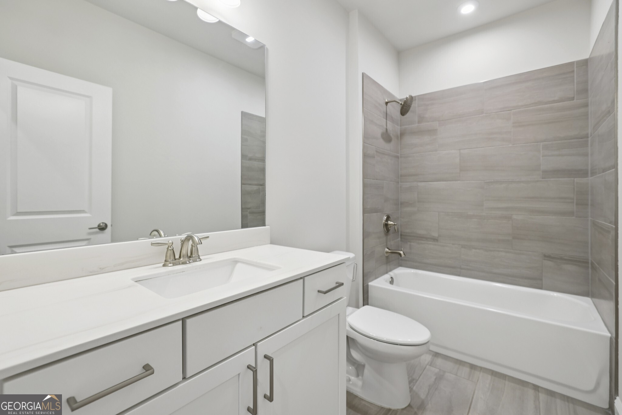 2530 Clairebrooke Bend