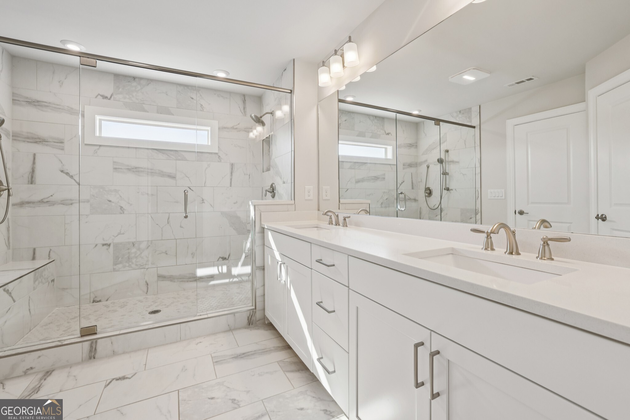 2530 Clairebrooke Bend