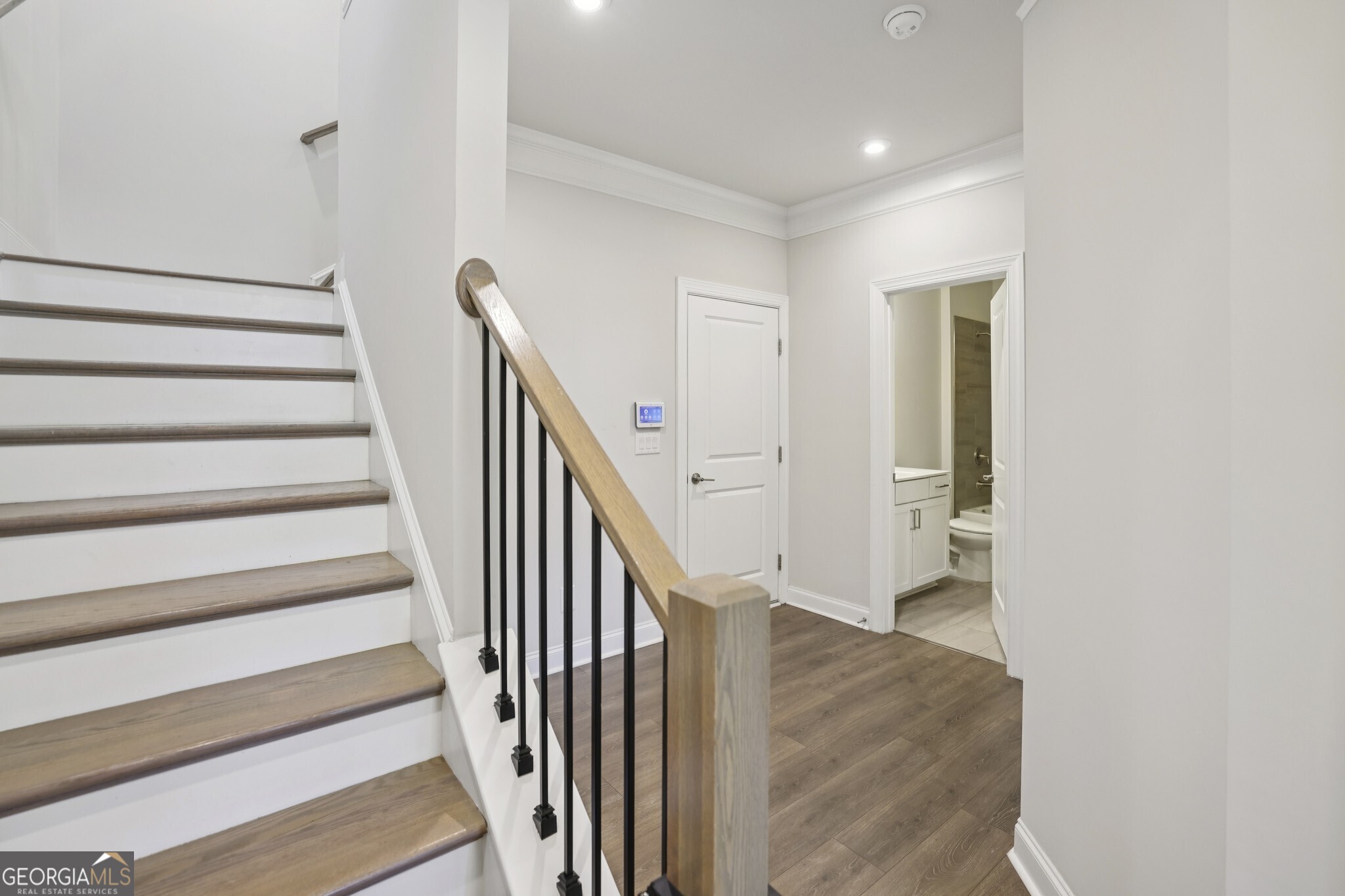 2530 Clairebrooke Bend